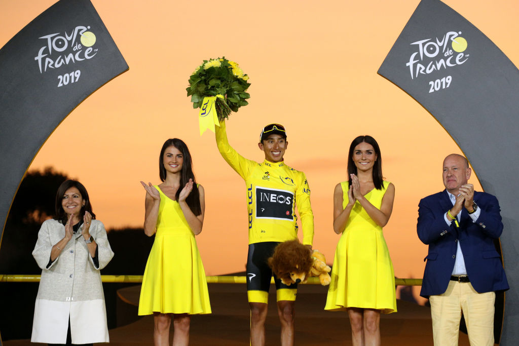 O nouă lovitură pentru fostul c&acirc;știgător al Turului Franței. Și-a rupt clavicula la un concurs din Spania