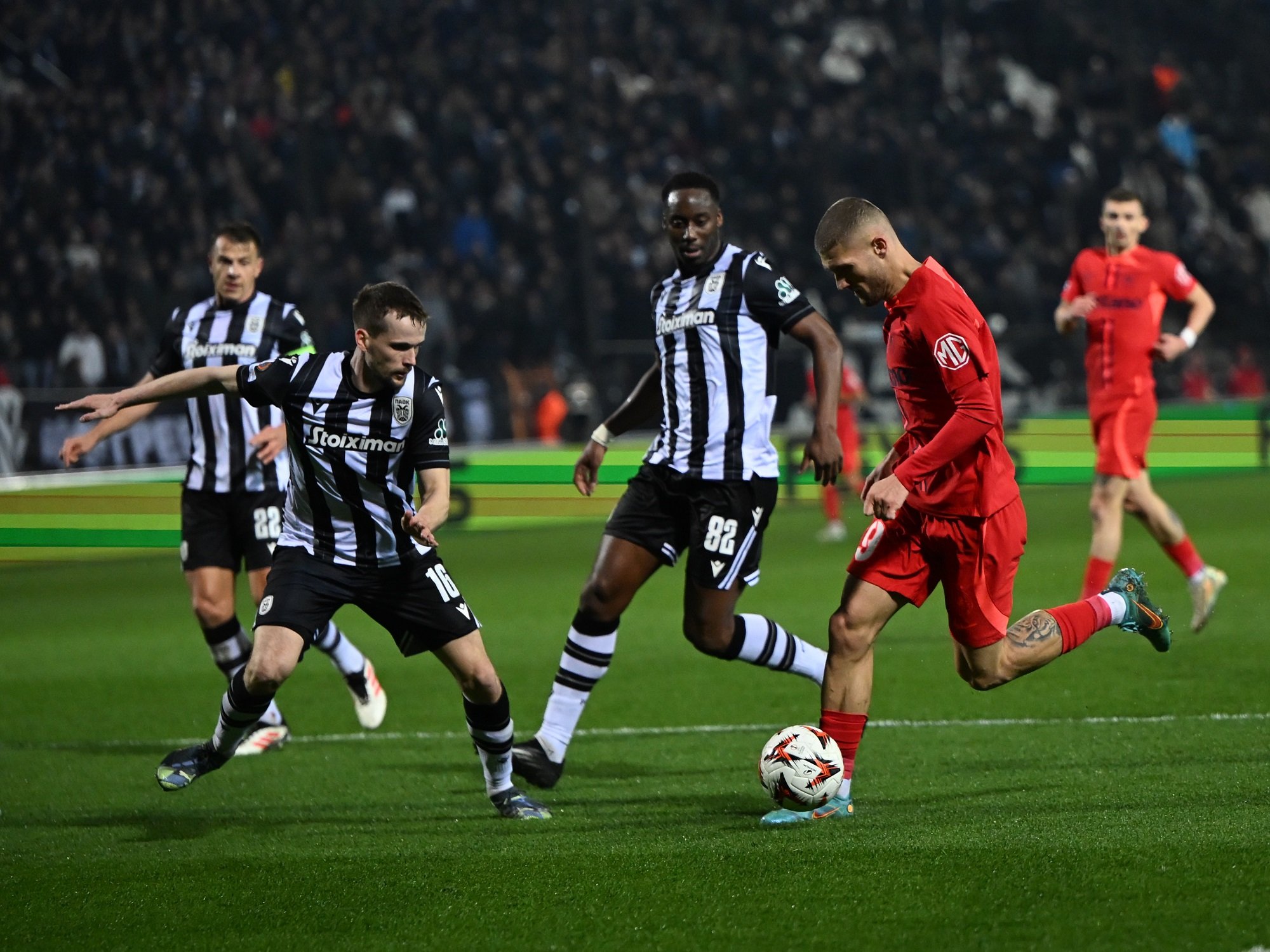paok-salonic-fcsb-uefa-europa-league-13022025-1.jpg?fm=jpg&q=80&fit=max&crop=2000,1125,0,188&w=1280