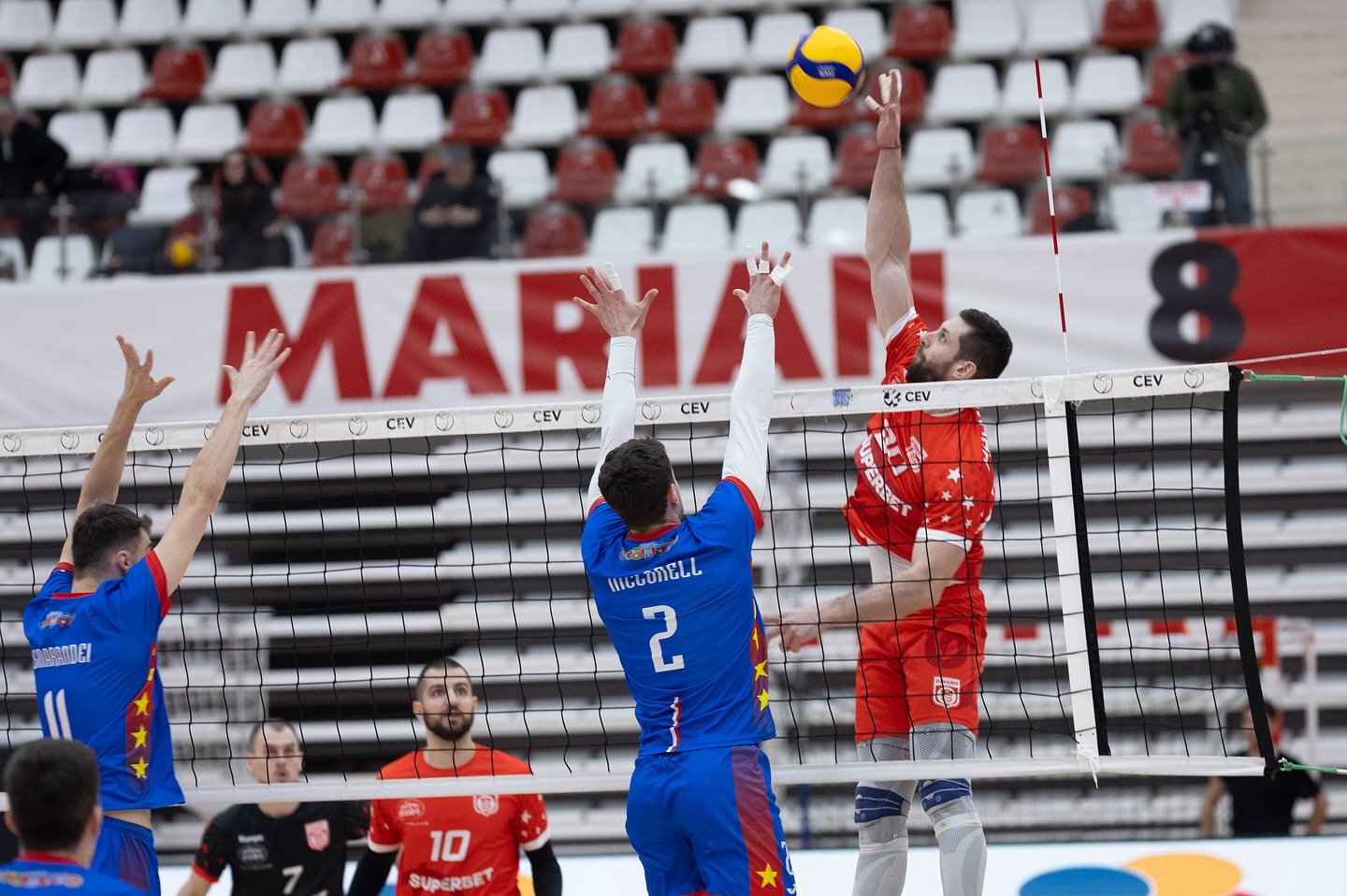 Dinamo steaua 3 2 2025i