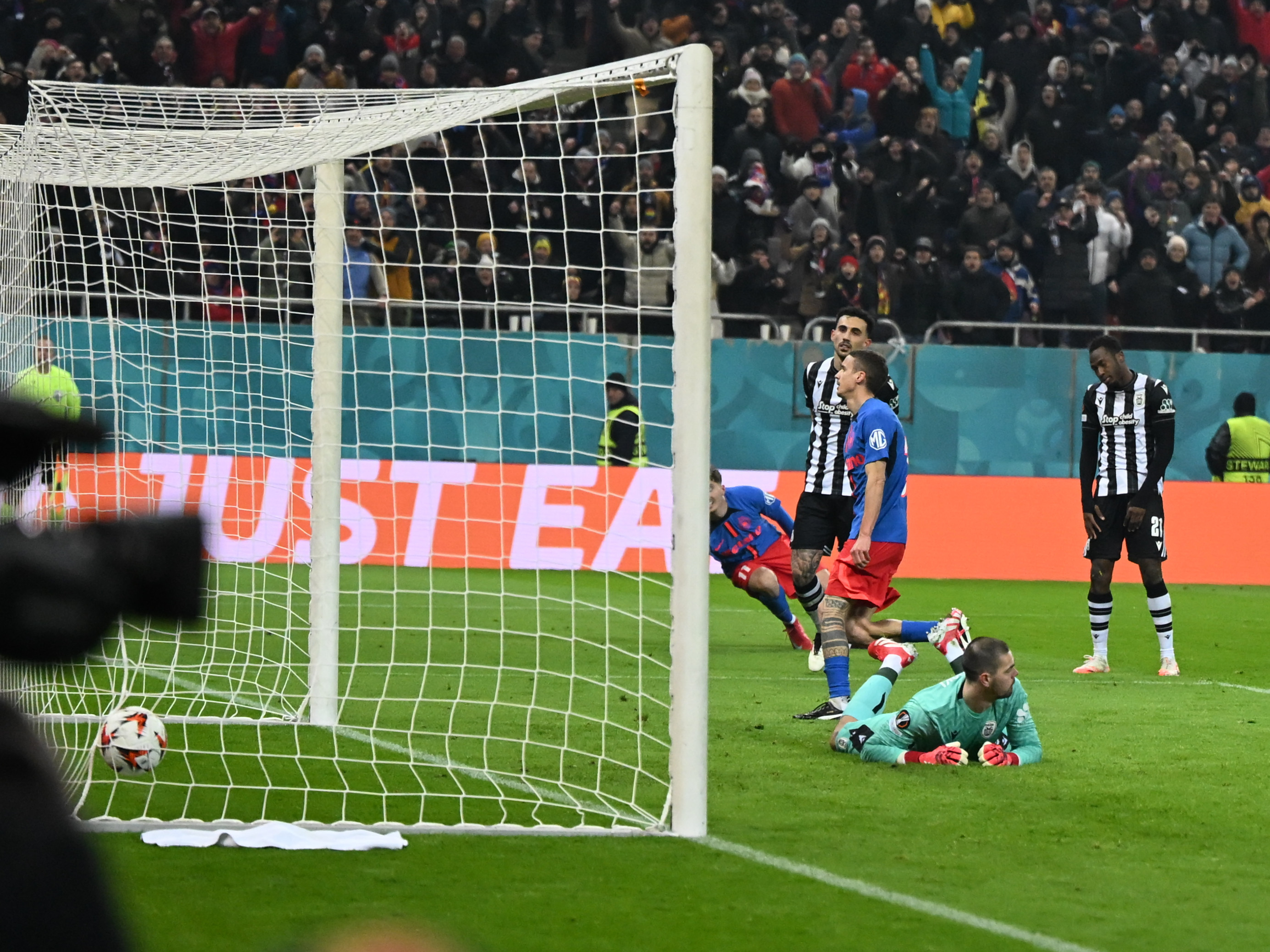 Gafă uriașă a presei din Grecia, după FCSB - PAOK 2-0