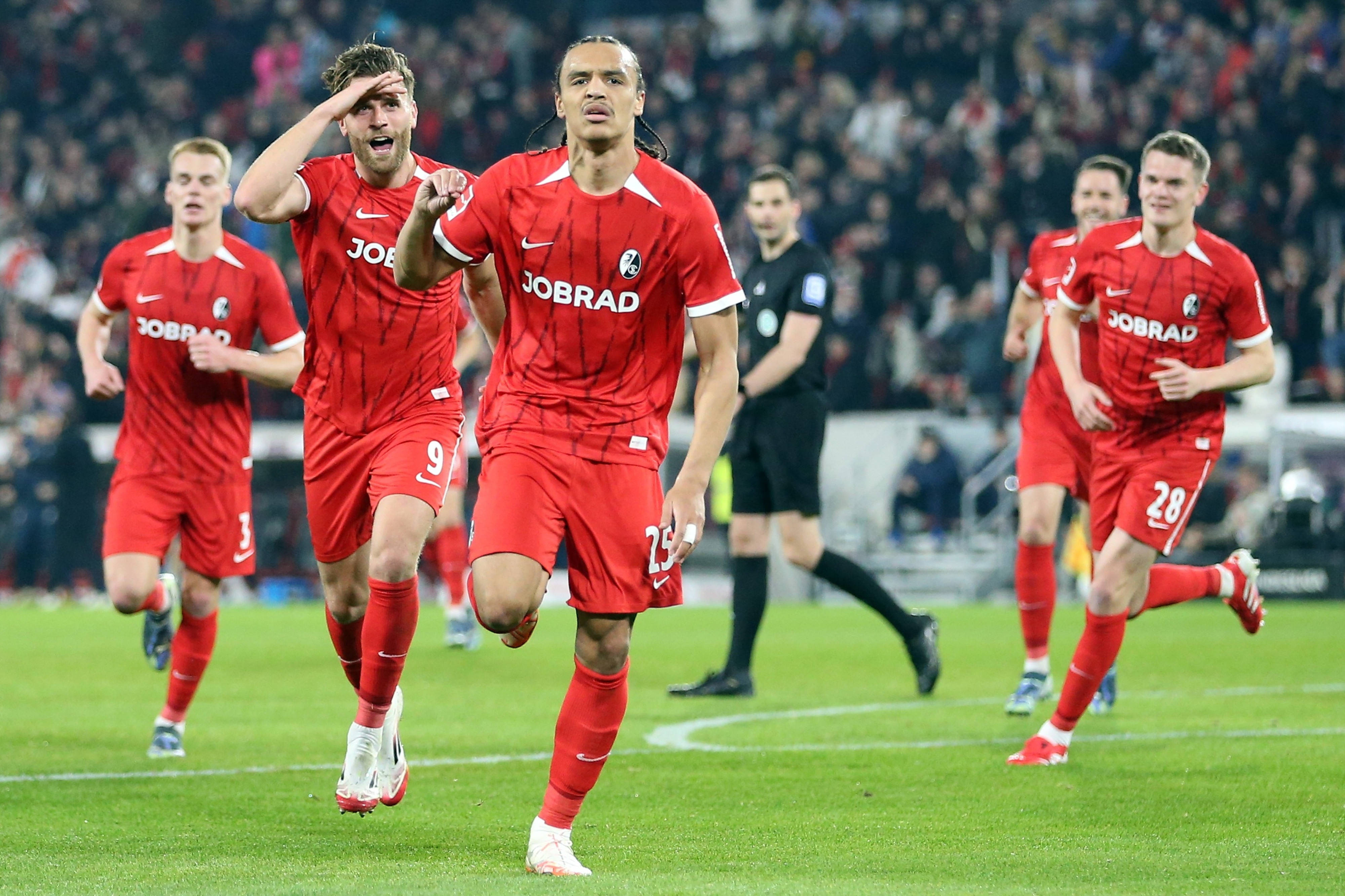 Minunea din Bundesliga continuă! Gol din foarfecă, 5-0 cu Werder Bremen și sus pe loc de Champions League