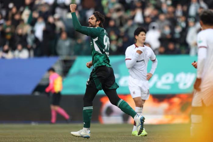 Andrea compagno jeonbuk