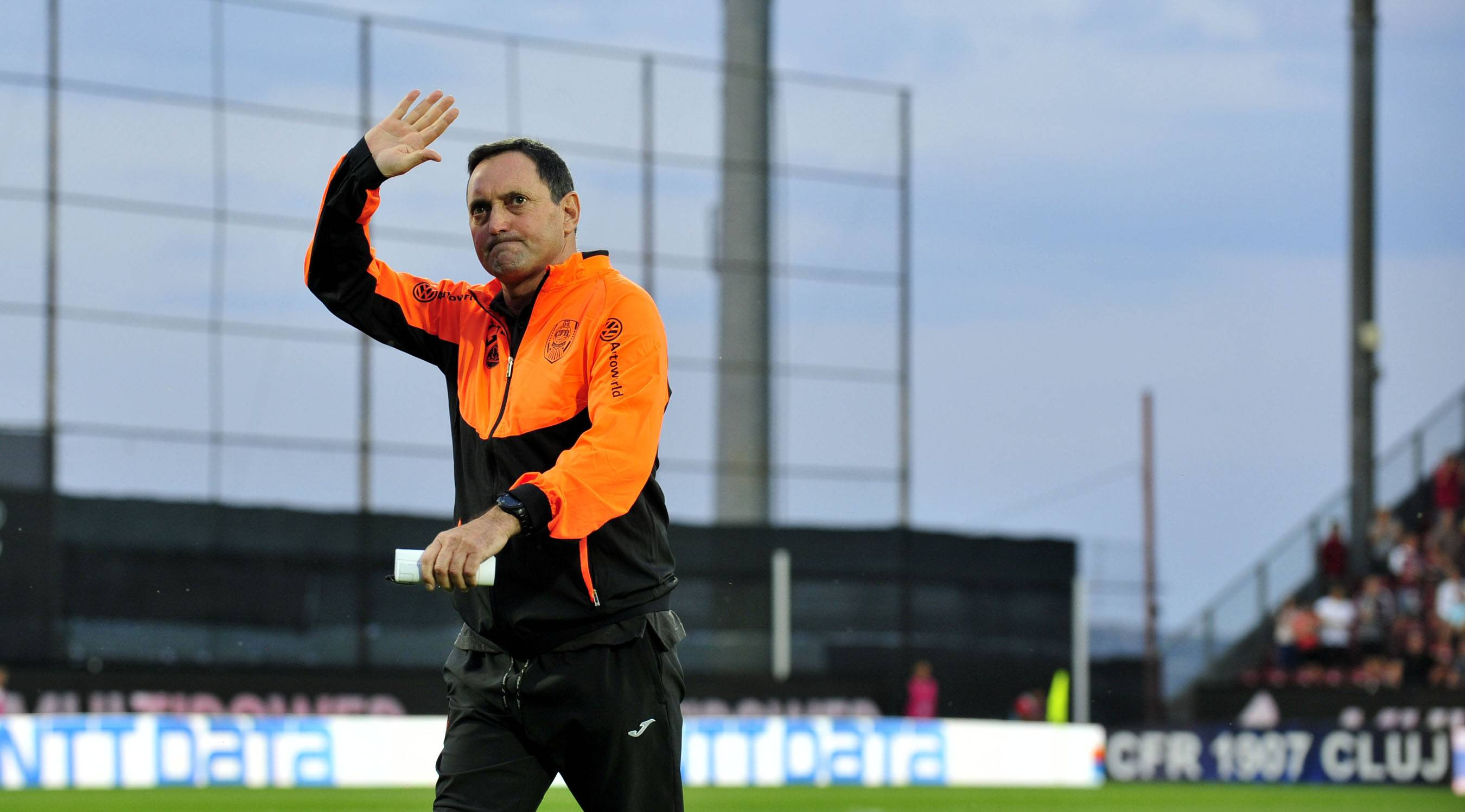 Dat afară, fostul antrenor din Superligă va primi despăgubiri record de 1,8 milioane de euro!