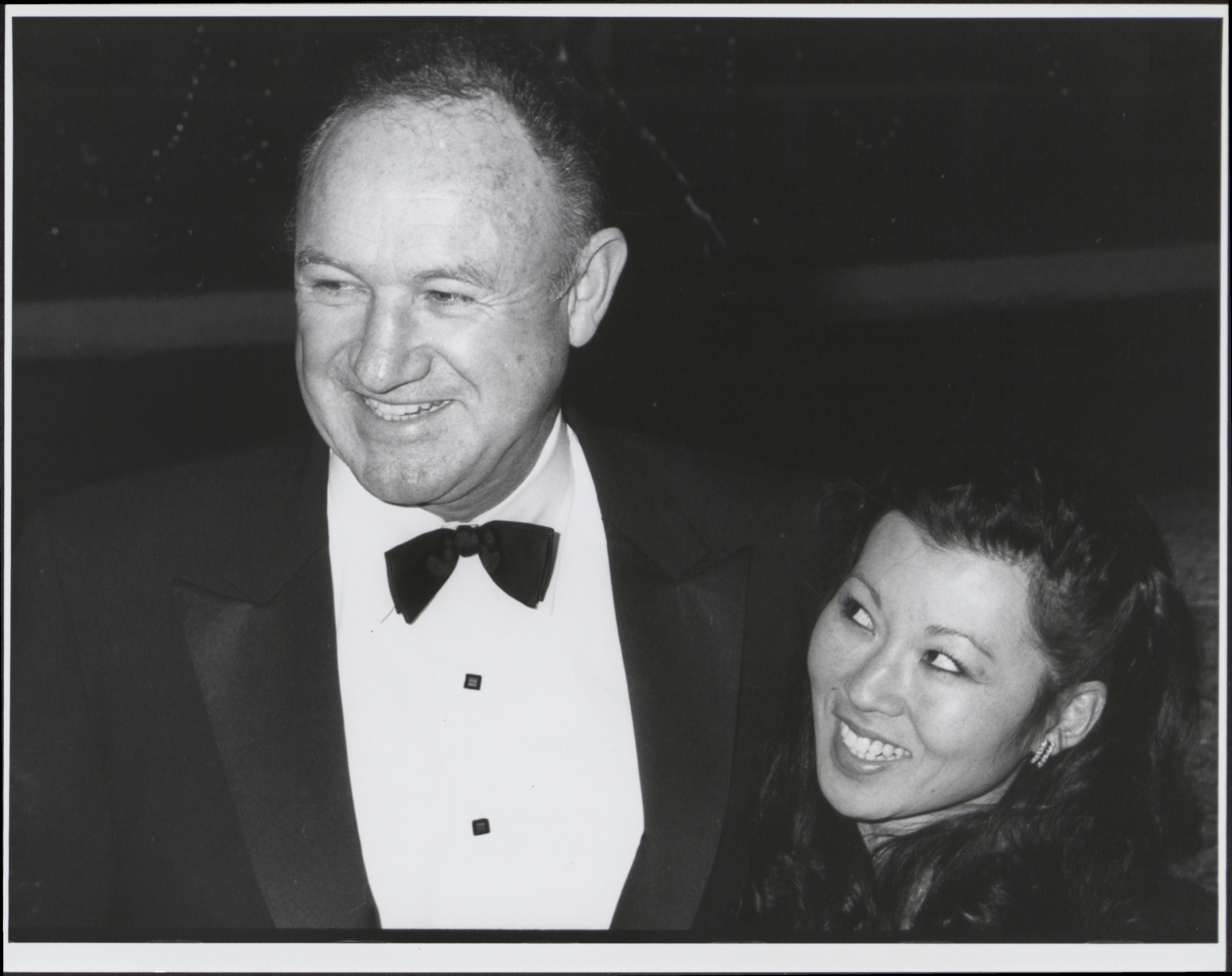 Gene Hackman, găsit mort alături de soție și de c&acirc;inele familiei! Legendarul actor a fost pilot de curse &icirc;n anii 70- 80