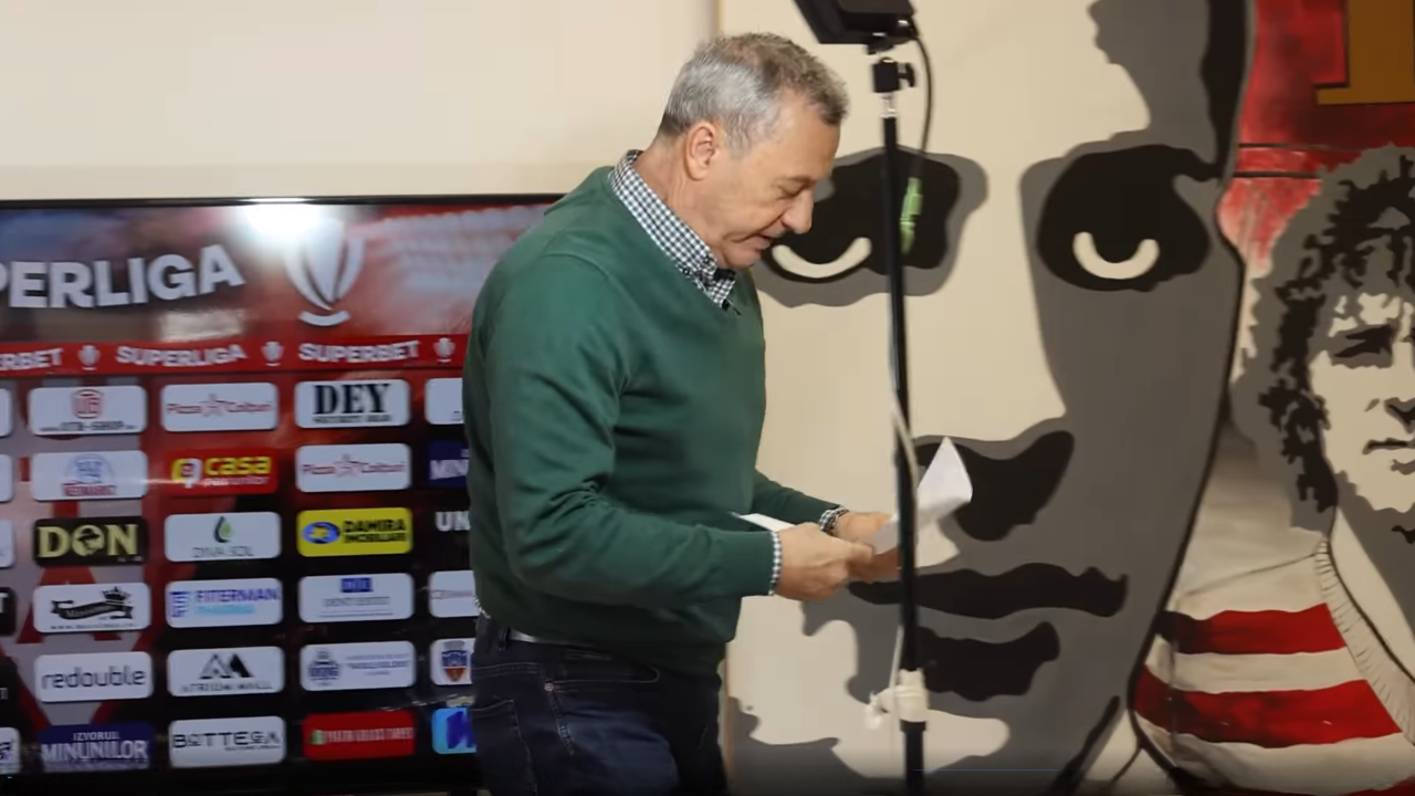 Mircea Rednic, &rdquo;certat&rdquo; de un reporter la conferință: &rdquo;&Icirc;n 2023, exact cu același text ați venit!&rdquo; / &rdquo;Știți bine ce se &icirc;nt&acirc;mplă aici!&rdquo;