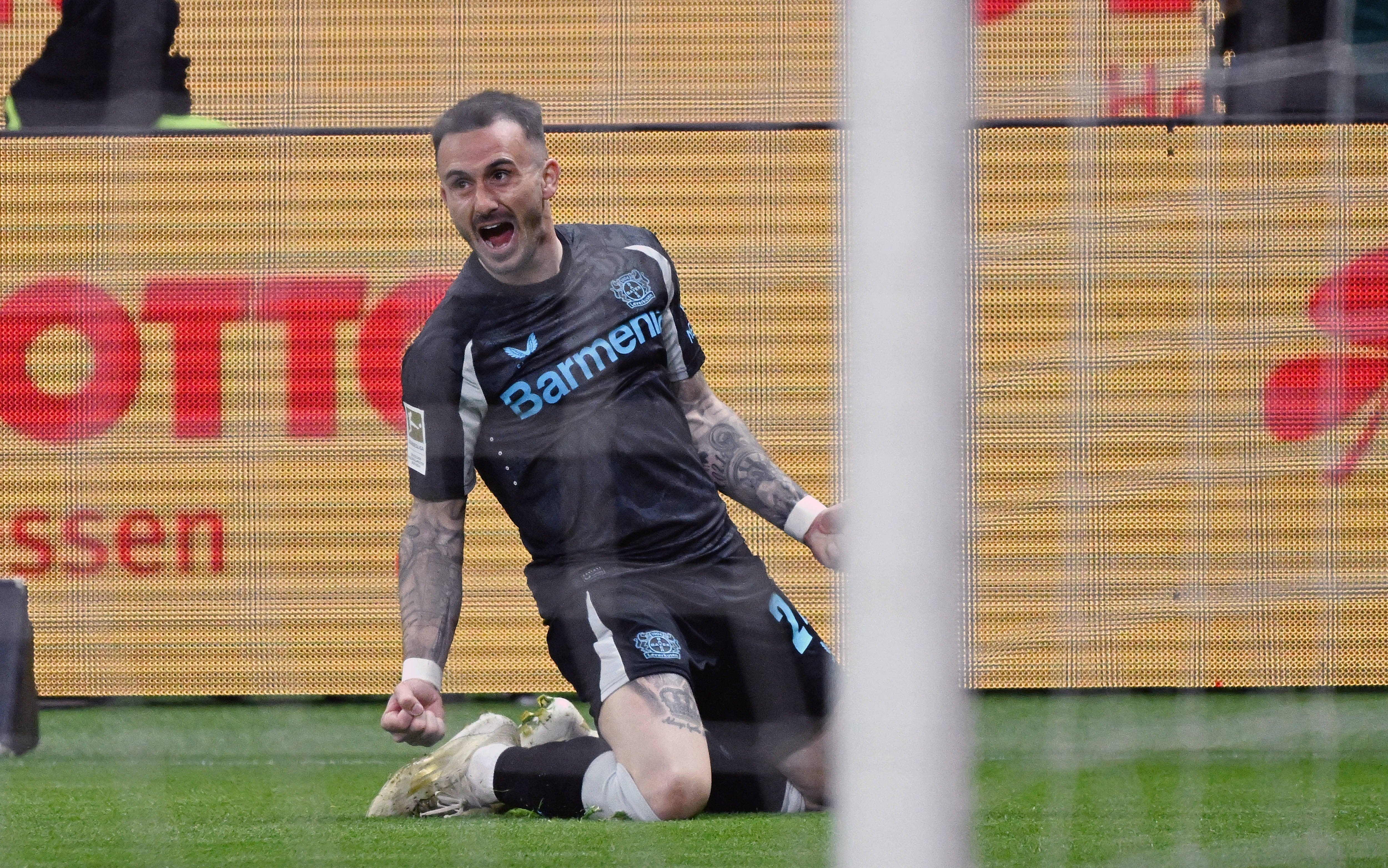 Aleix Garcia, din nou MVP cu gol din afara careului pentru Bayer Leverkusen! Urmează derby-ul din Champions League cu Bayern Munchen
