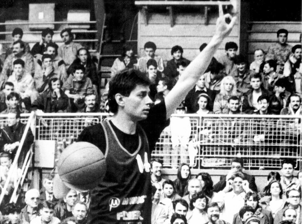 Dinamo - Steaua, decis &icirc;n ultimele 60 de secunde! &rdquo;Eternul derby&rdquo; ca &icirc;n vremurile bune, &icirc;n memoria marelui Petre Brănișteanu