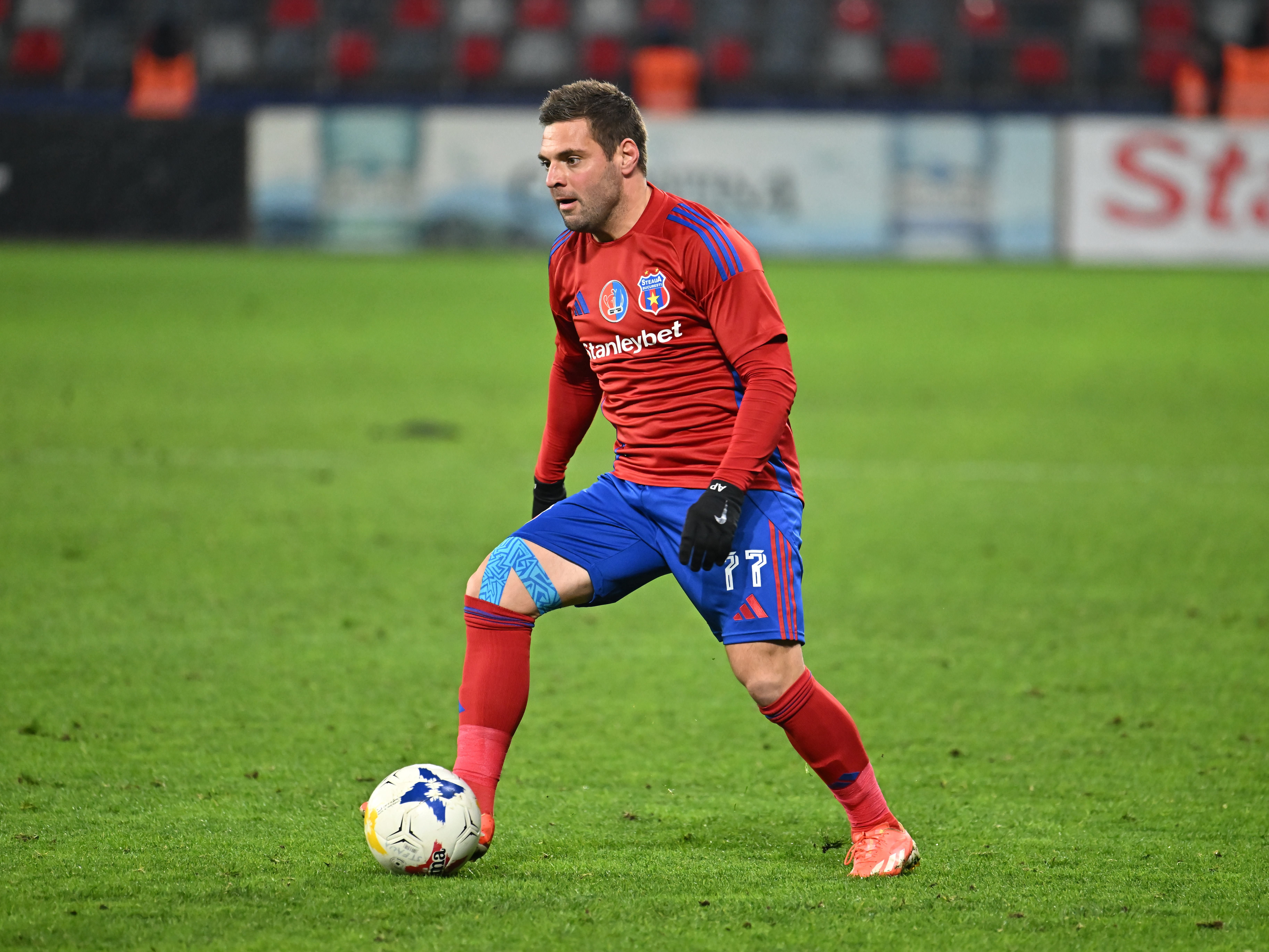 Ce salariu are Adrian Popa la Steaua. Suma surprinzătoare dezvăluită de fostul internațional