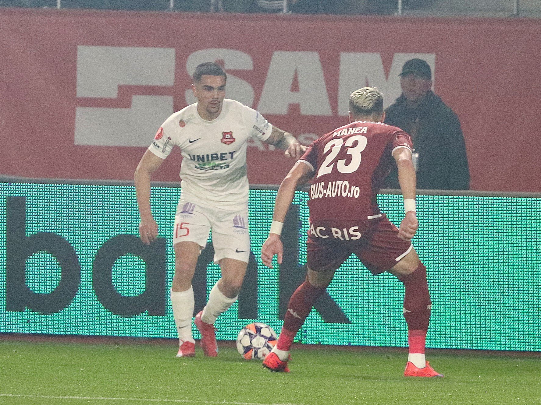Și Ciobotariu e vinovat. Nu săracul Ignat . Reacție virulentă după eșecul Rapidului cu FC Hermannstadt