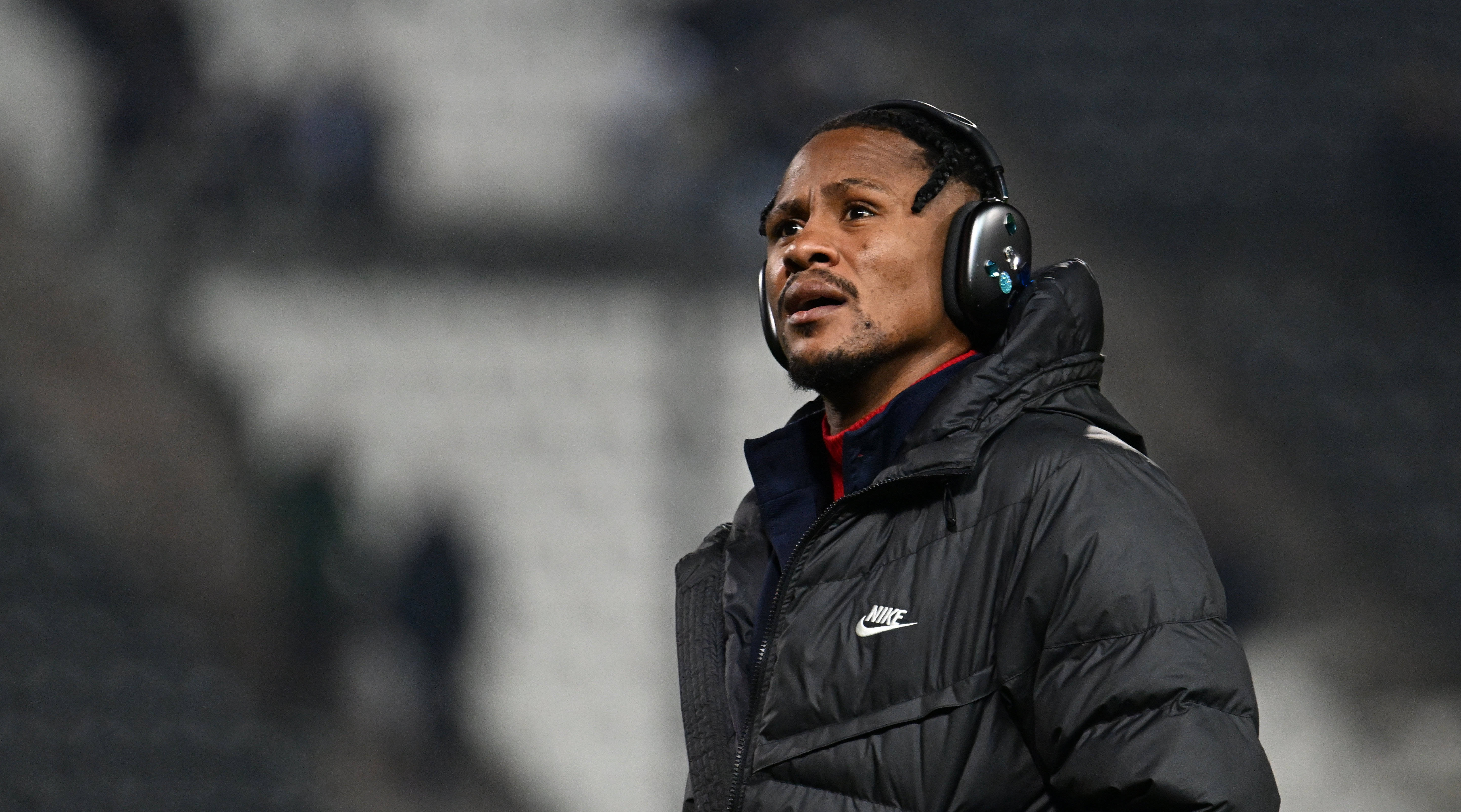 Amenda primită de Siyabonga Ngezana după ce a fost eliminat &icirc;n FCSB - Universitatea Craiova