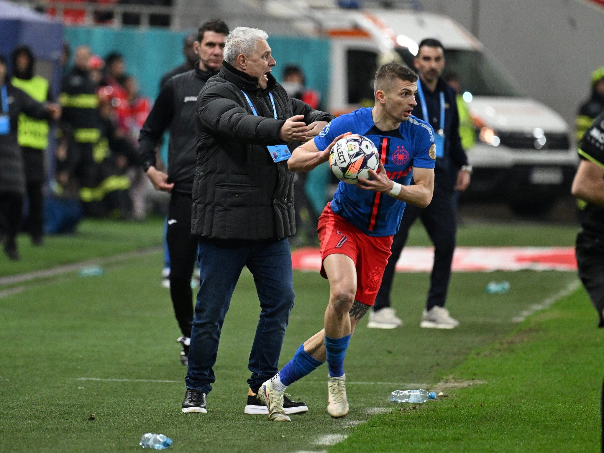 Au obosit roboții FCSB-ului, plus o greșeală majoră. Rapid și-a depășit condiția