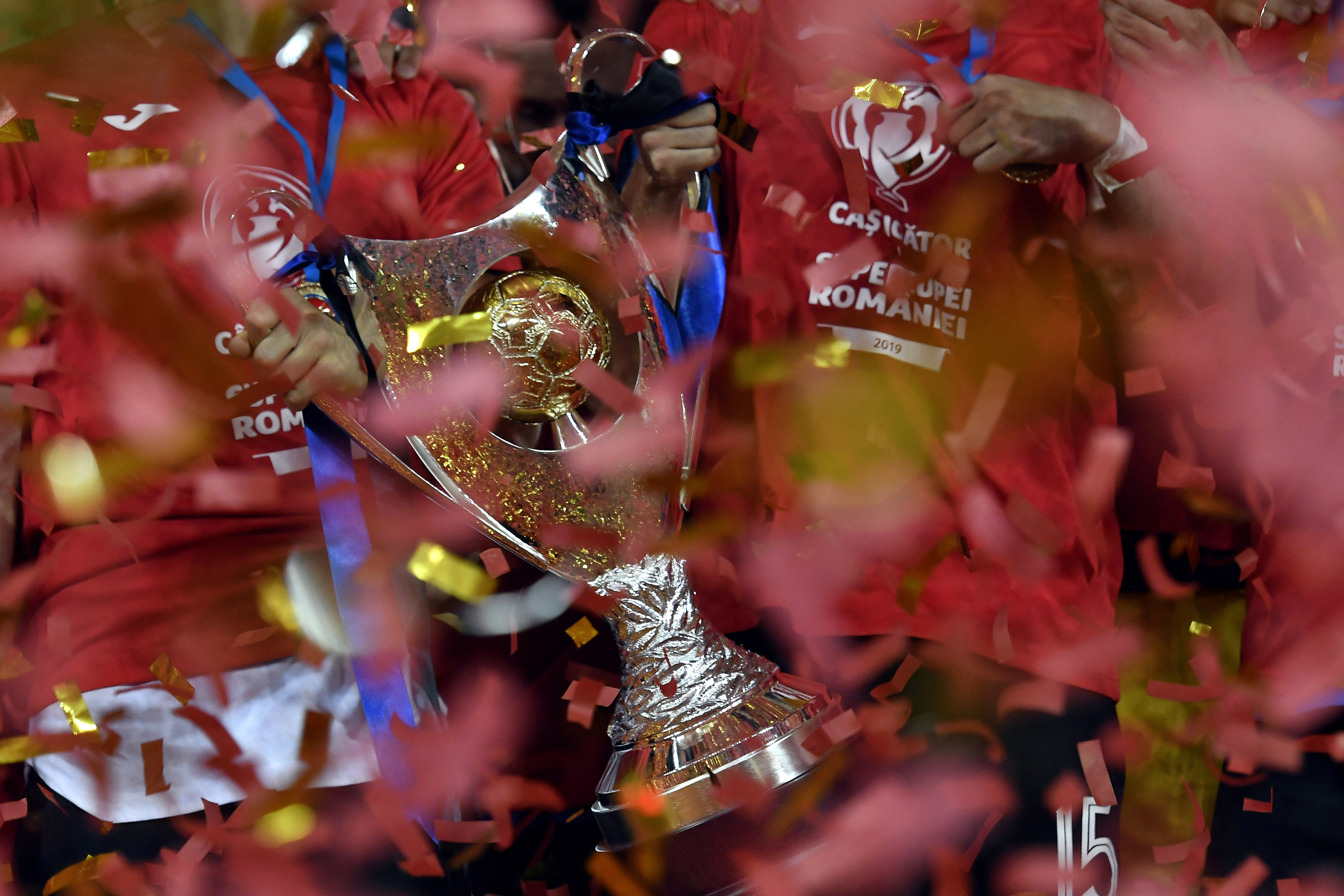 S-a stabilit programul sferturilor din Cupa Rom&acirc;niei! C&acirc;nd se joacă CFR Cluj - Universitatea Craiova