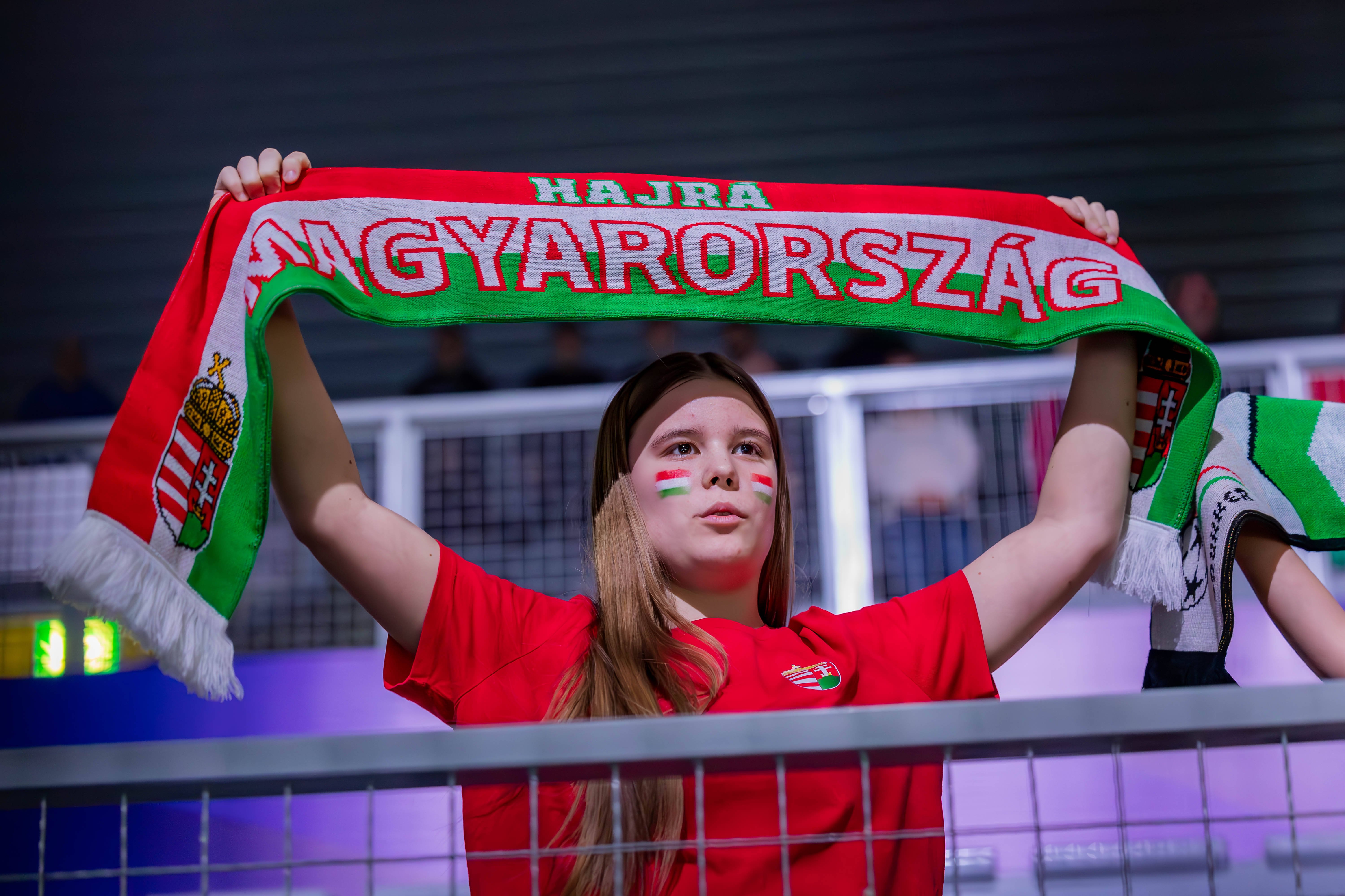 Ungurii, la &icirc;nălțime: echipa lor a retrogradat, dar fanii au ajuns pe podiumul unui top spectaculos