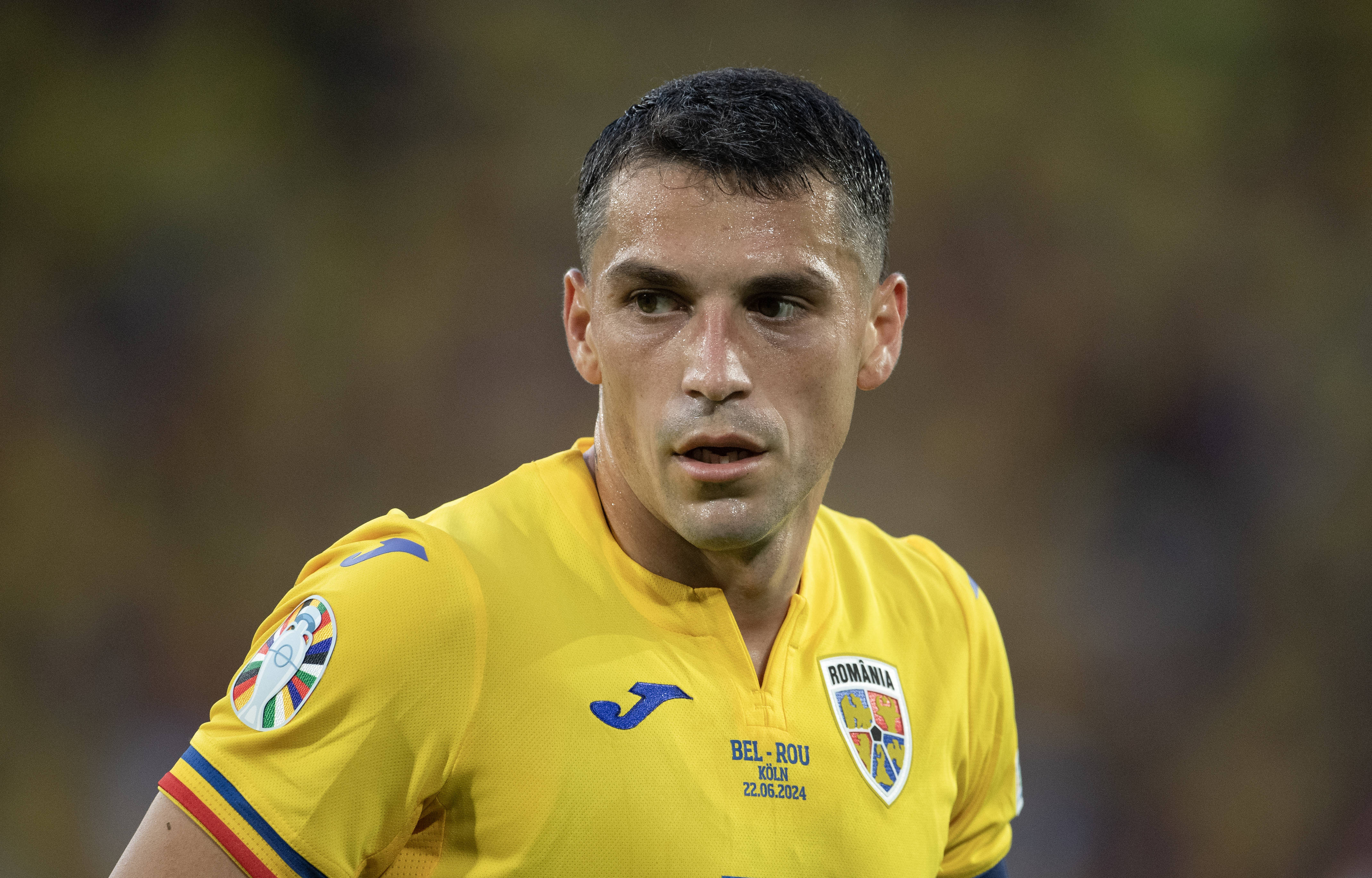 Salariul lui Stanciu, la Genoa, colosal: căpitanul Rom&acirc;niei, printre cel mai bine plătiți tricolori, la ora actuală