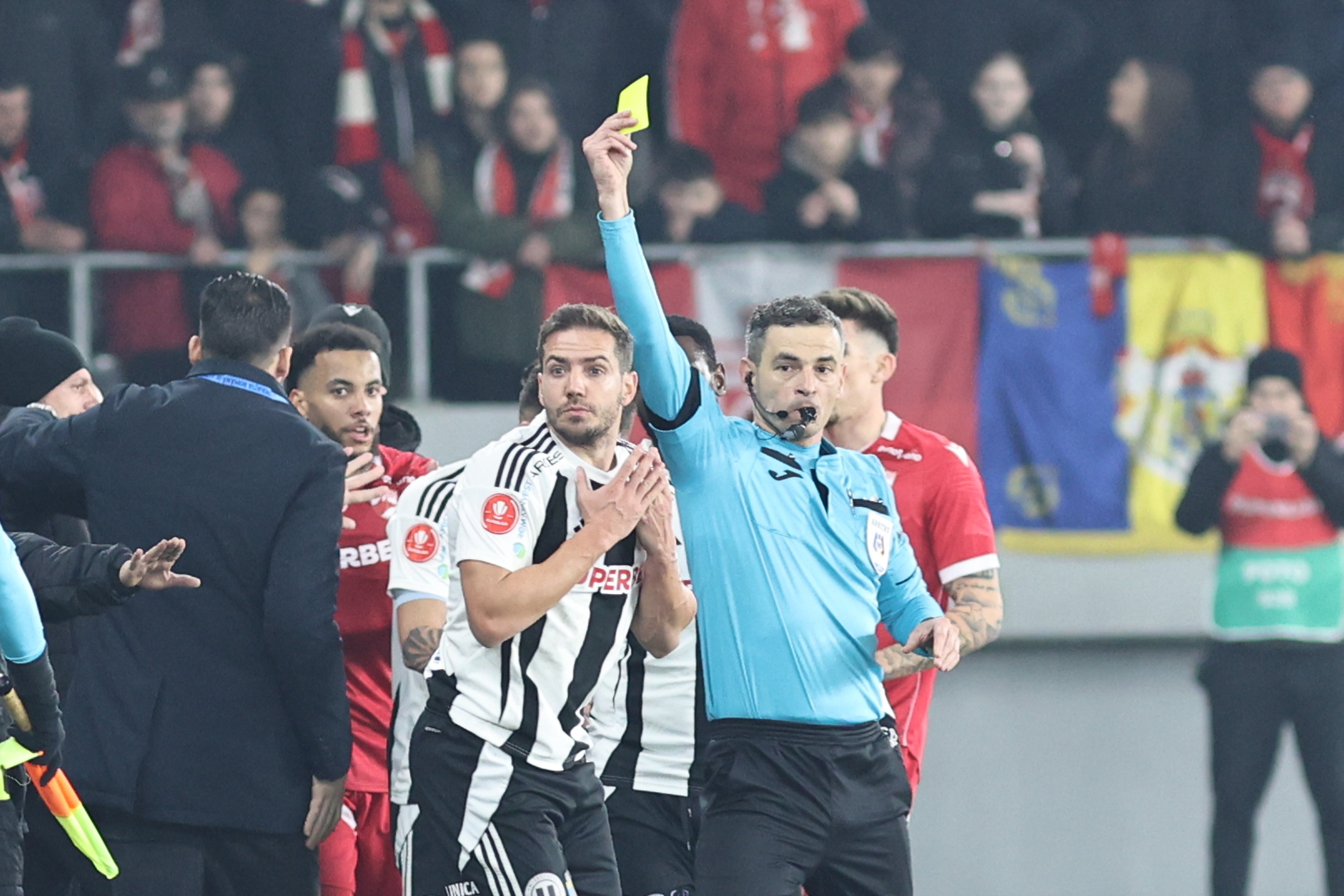 Surpriză! Cine va arbitra Dinamo - FCSB