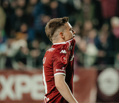 Ce i-ar fi zis verde &icirc;n față Petrila lui Istvan Kovacs &icirc;nainte să primească roșu &icirc;n Rapid - Universitatea Craiova 1-2