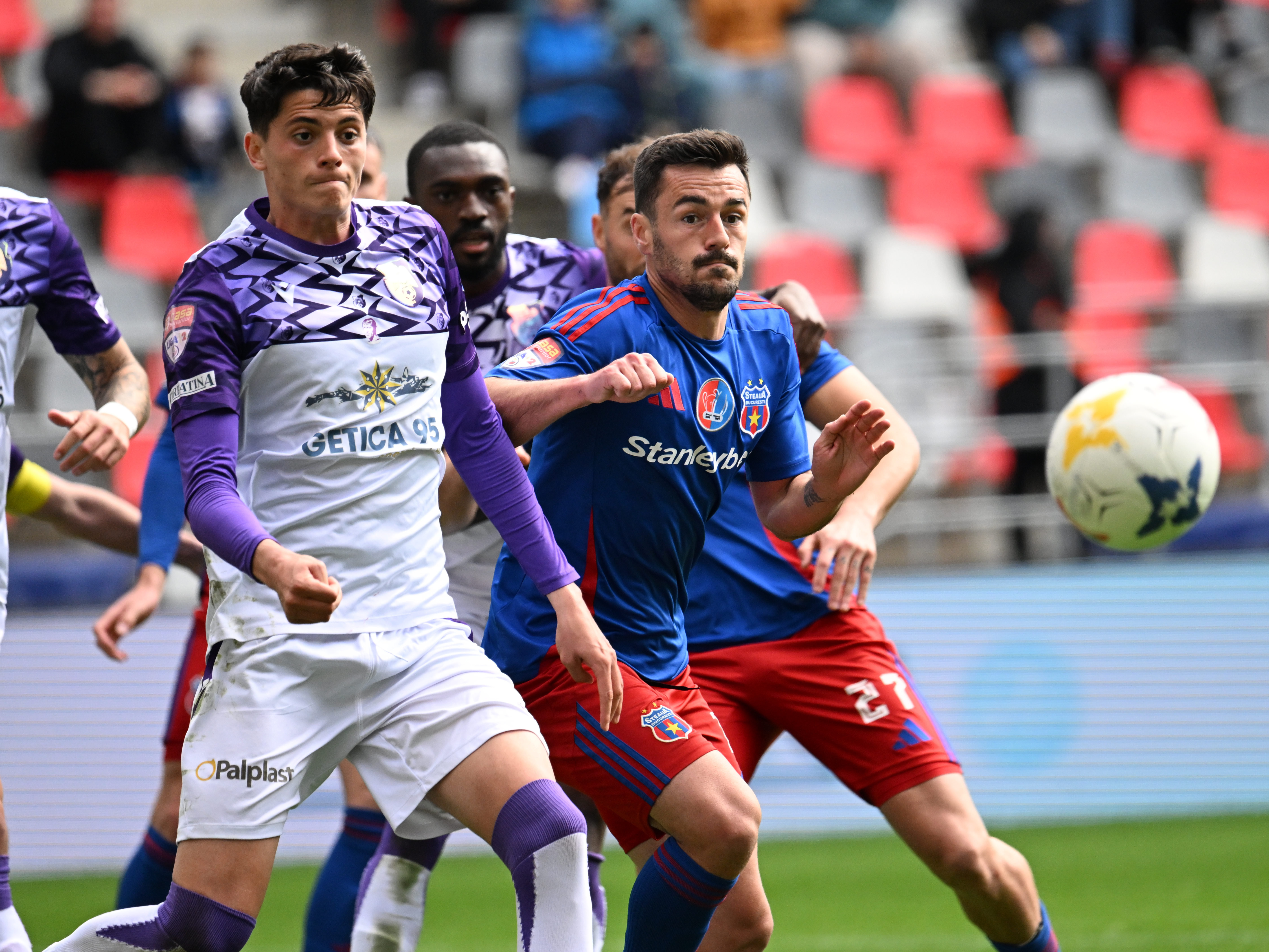 Meci nebun &icirc;n Ghencea! CSA Steaua era condusă cu 2-0 &icirc;n minutul 15. C&acirc;t s-a terminat partida cu FC Argeș