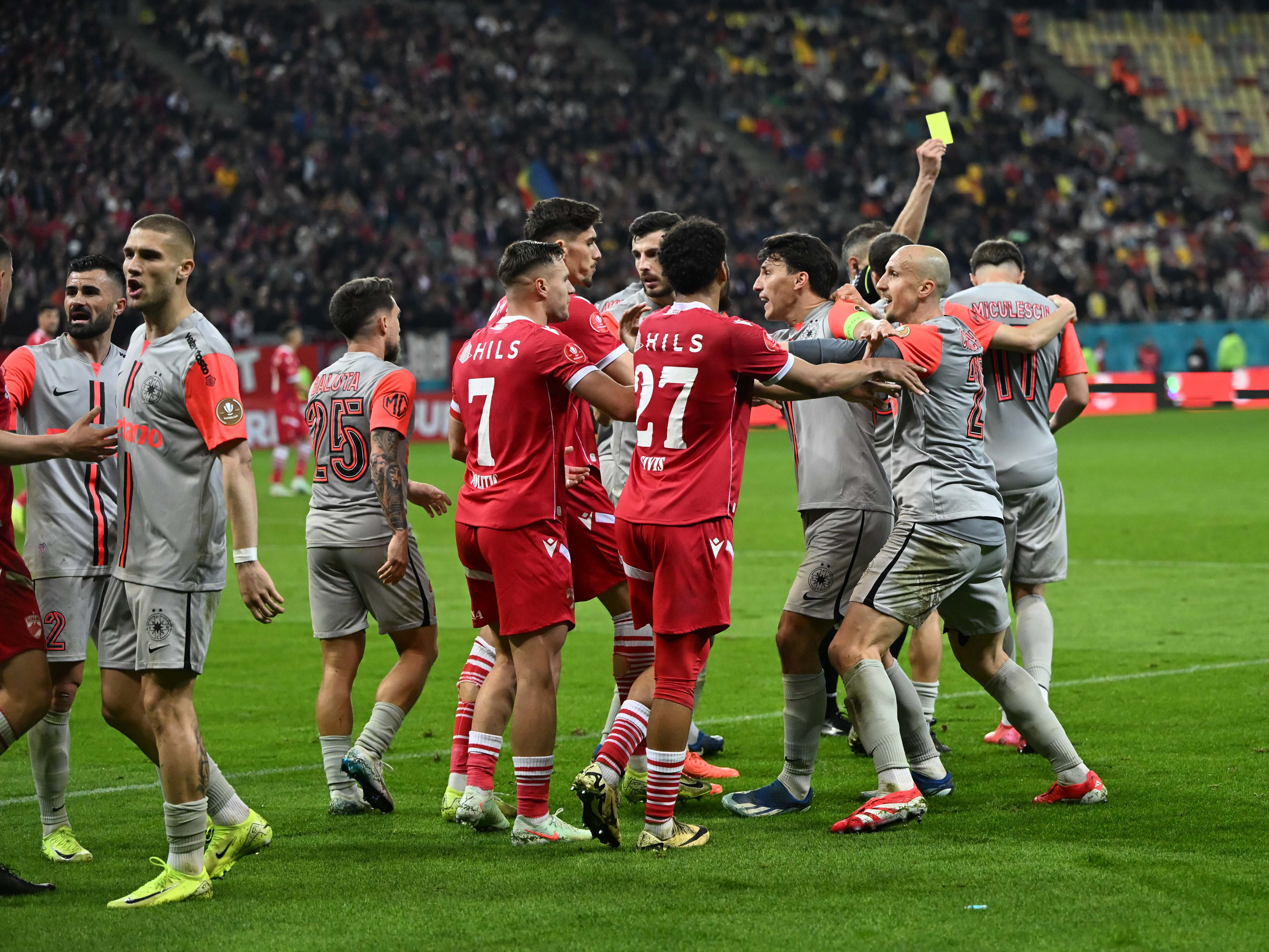 Și c&acirc;nd joacă prost, sunt mai buni!