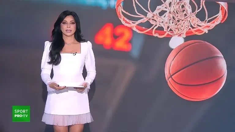 Urmașul lui Ghiță Mureșan e un puști rom&acirc;n, care la 14 ani are peste 2 metri. Face 100 km pe zi să-și &icirc;mplinească visul și să joace baschet la Real Madrid