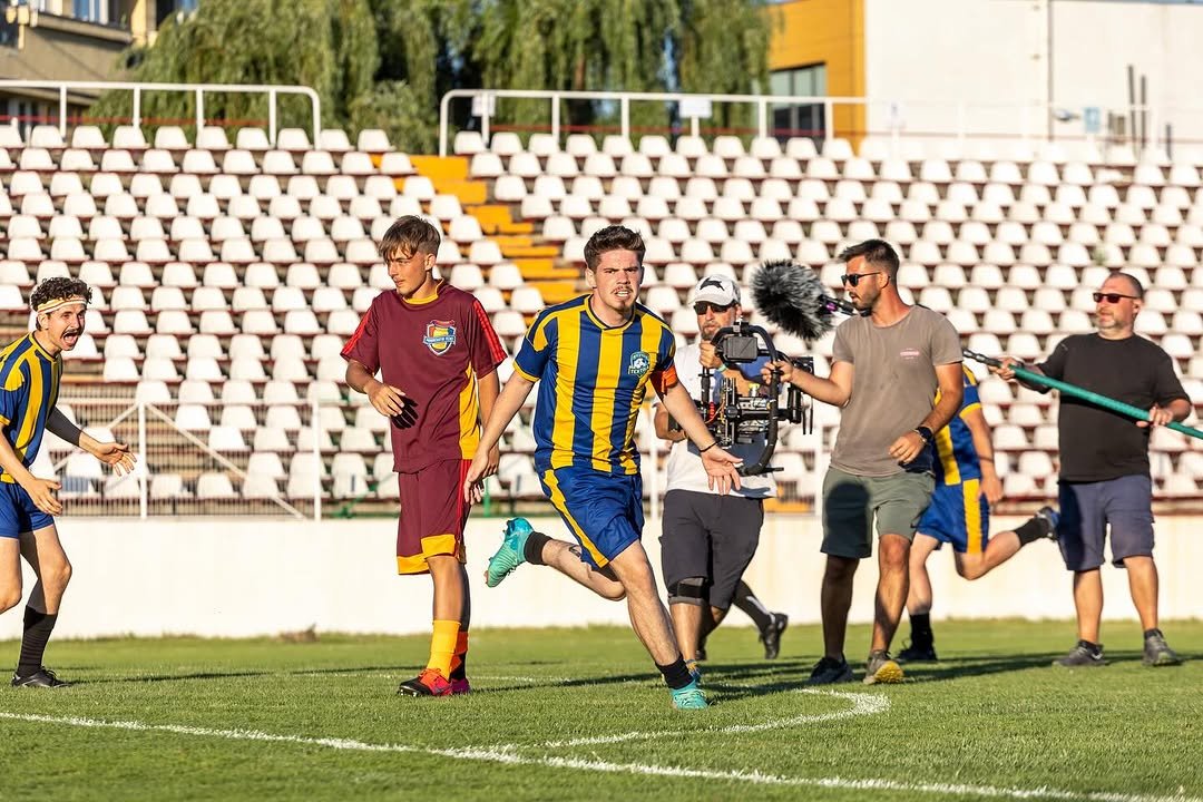Atletico textila ma facut sami traiesc cariera de fotbalist pe care din pacate nu am avuto poate a fost mai bine asa pentru mine tinetiva de fotbal copii si luptati pentru visul vostru si pentru a 1