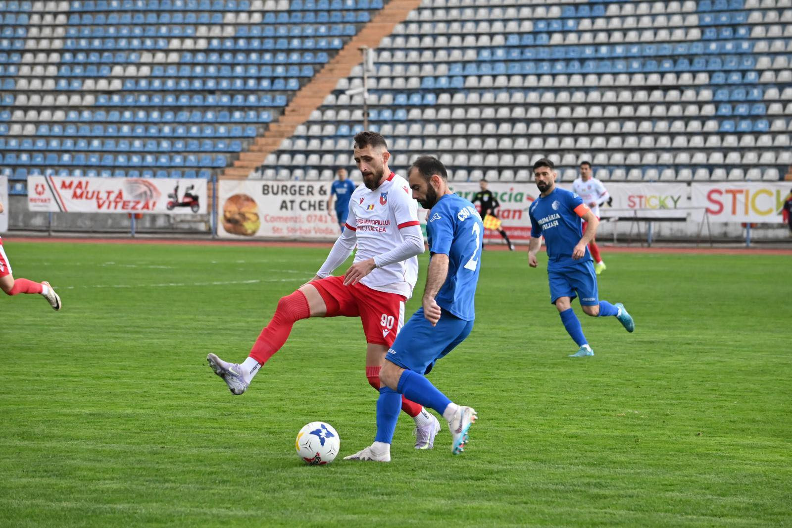 Singura echipă ne&icirc;nvinsă din primele trei ligi are golgheter de la FCSB, unde a fost prezentat ca o vedetă de Gigi Becali!