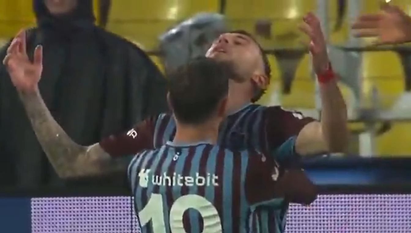 Denis Drăguș, gol contra lui Fenerbahce la prima titularizare din 2025! Echipa lui Jose Mourinho s-a dezlănțuit după pauză