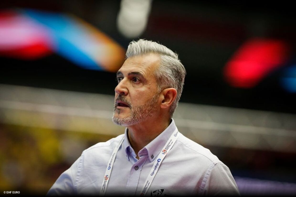 Dinamo schimbă antrenorul: Negocierile sunt foarte avansate, 99 la sută