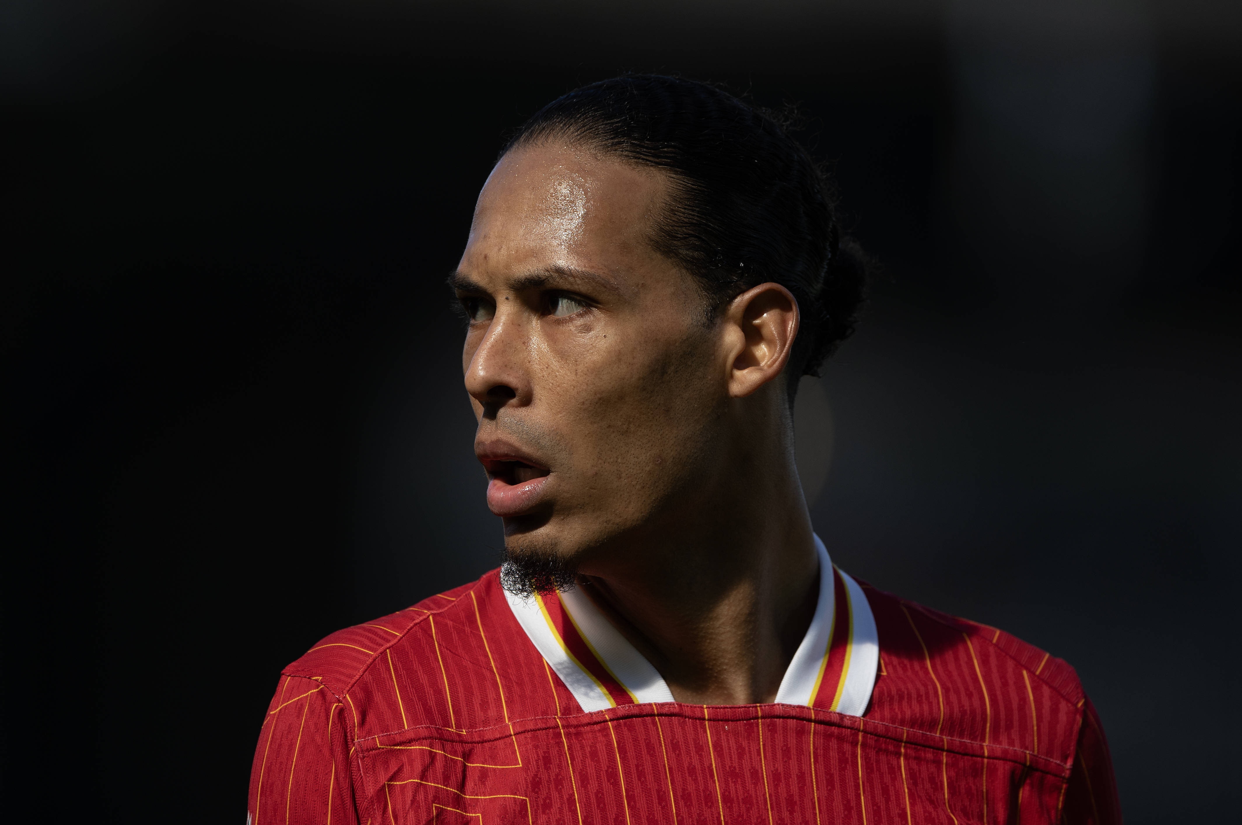 E gata! Virgil van Dijk a fost convins și semnează