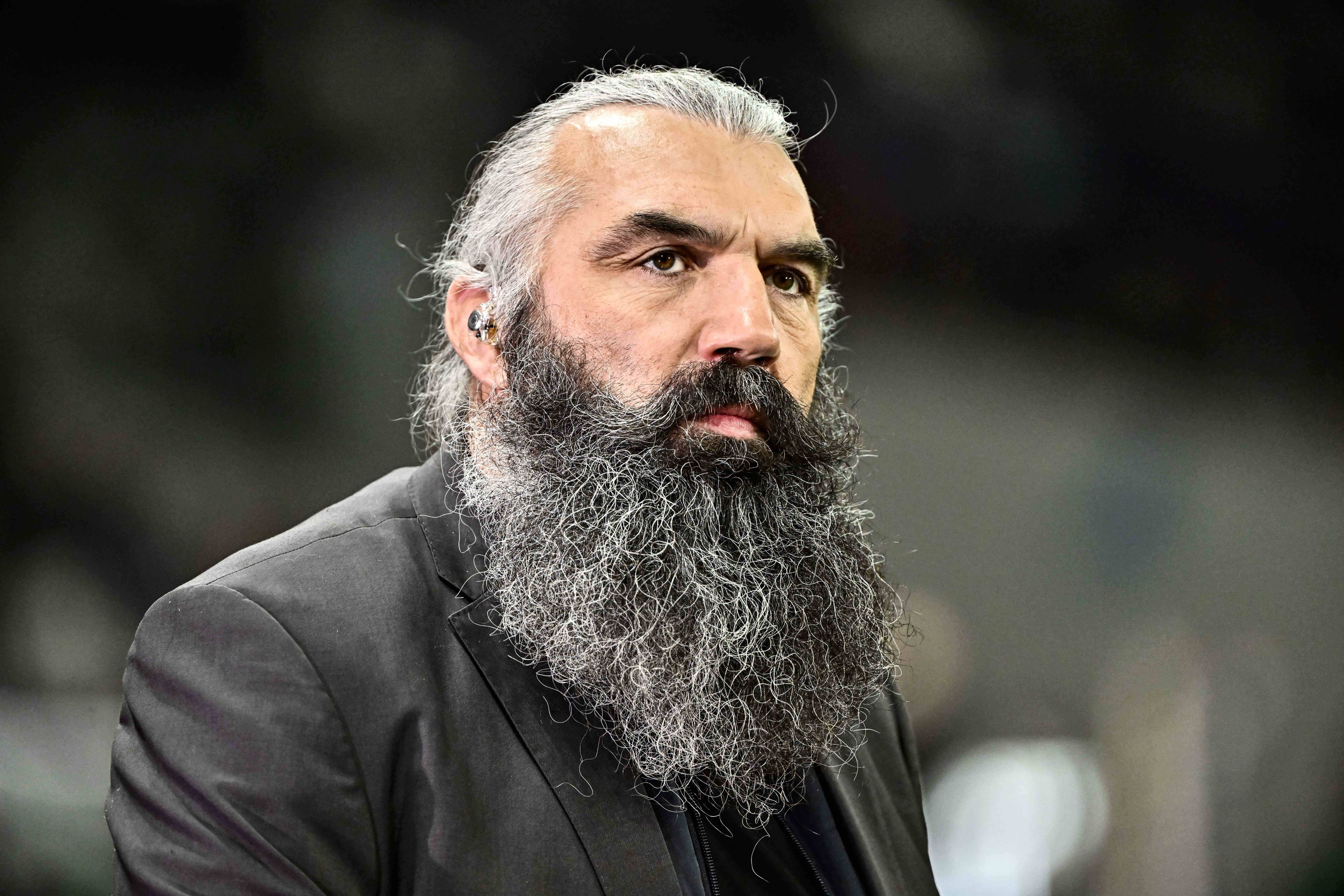 Drama fiorosului Chabal: legendarul francez, o emblemă a rugby-ului, se confruntă cu o problemă dureroasă