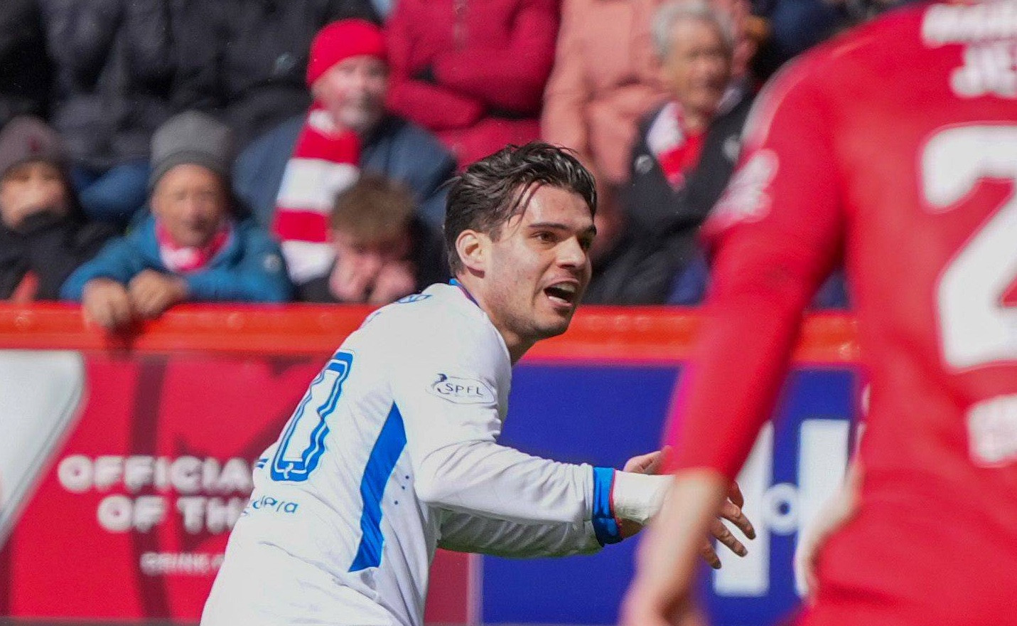 Rangers, un singur cuv&acirc;nt pe rețelele sociale despre bijuteria lui Ianis Hagi. Postarea a str&acirc;ns mii de reacții