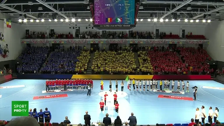 Imnul României înainte de România - Italia, în returul barajului pentru calificarea la Campionatul Mondial de handbal feminin