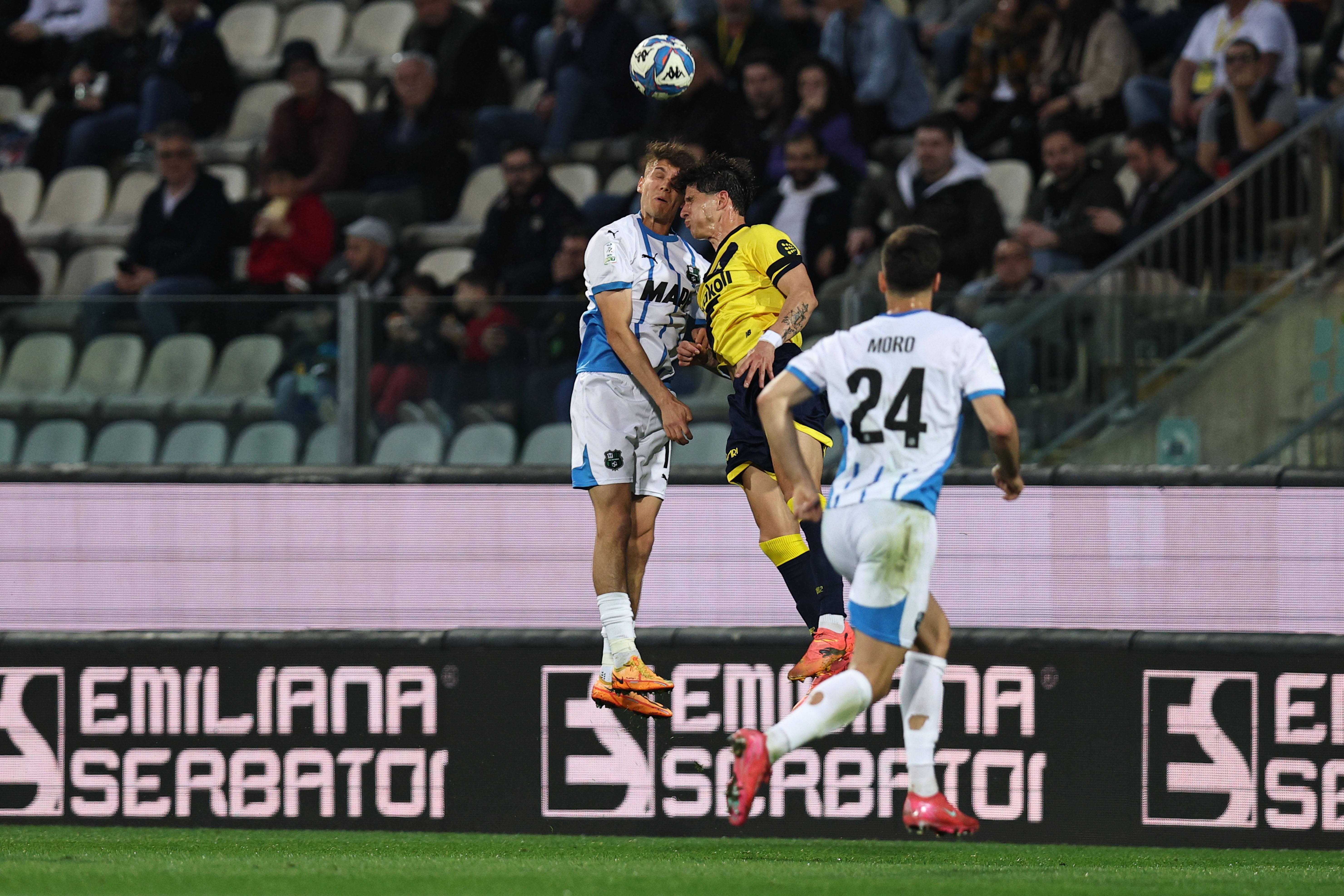 Un singur fotbalist rom&acirc;n &icirc;n Top 20 jucători ai sezonului din Serie B!