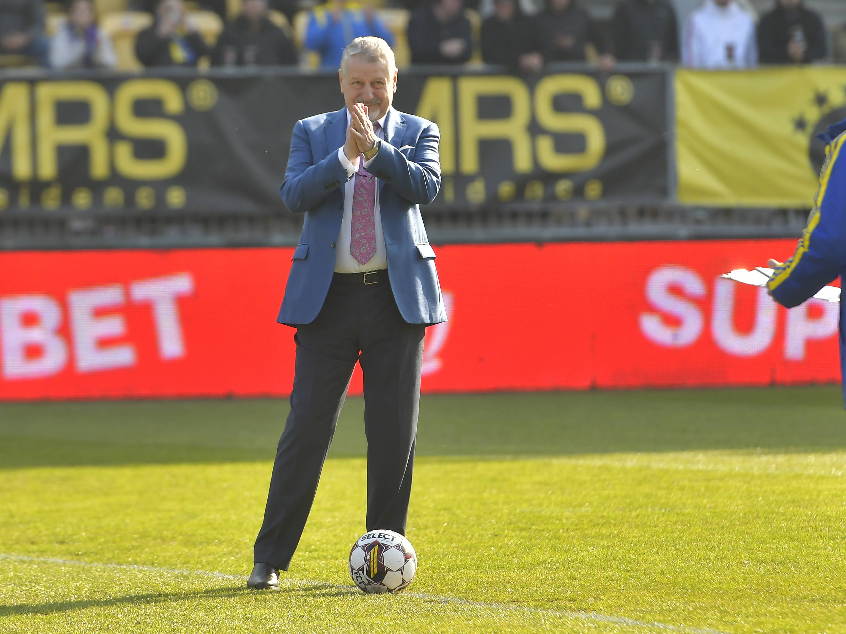 Obiectiv &icirc;ndrăzneț al Rom&acirc;niei la EURO U-19 din acest an! Ce spune selecționerul Ion Marin