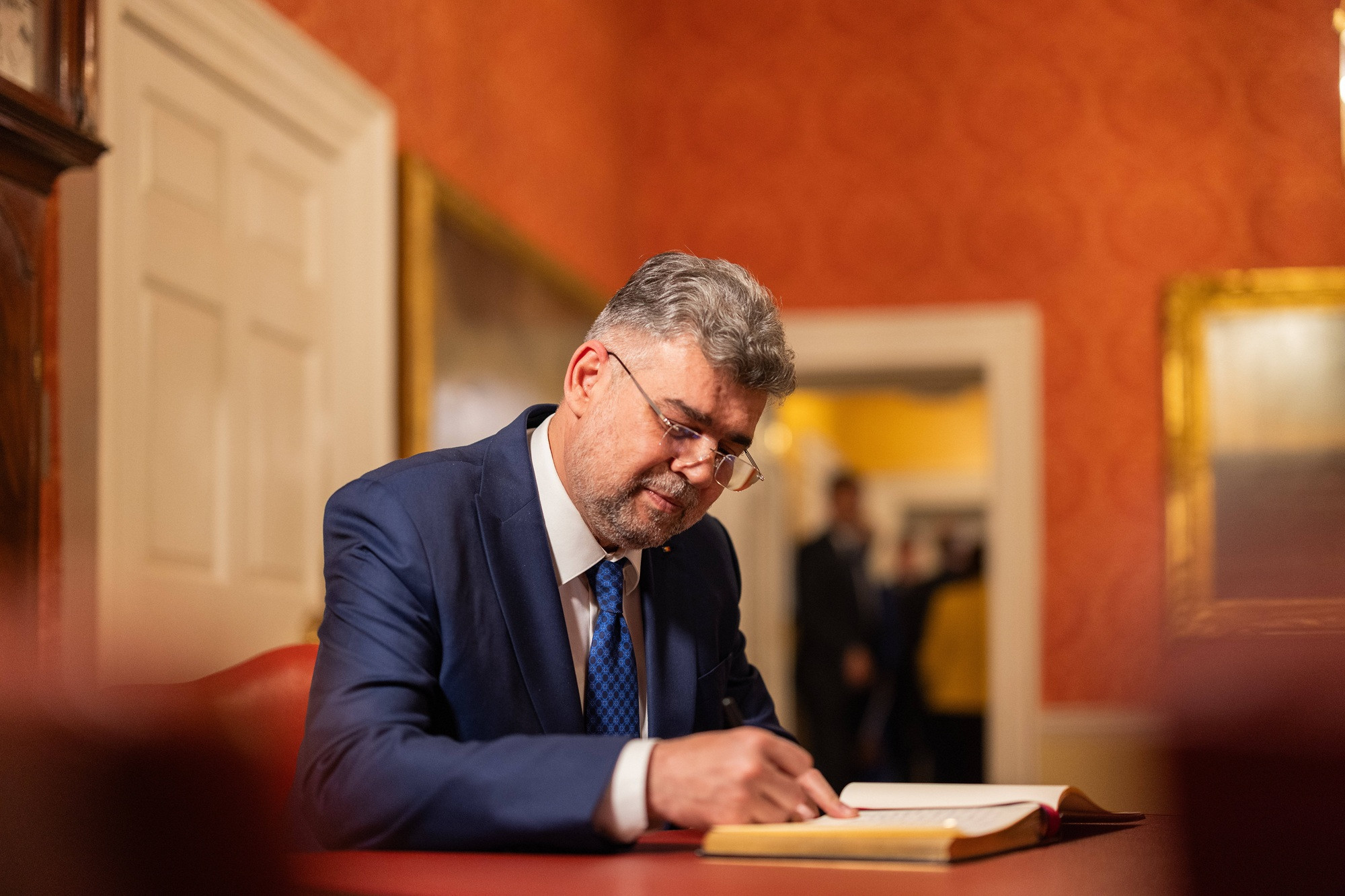 Marcel Ciolacu a semnat! Dinamo va avea &icirc;n sf&acirc;rșit stadion: Adevărate ancore de dezvoltare! Arenă nouă și &icirc;n Hunedoara