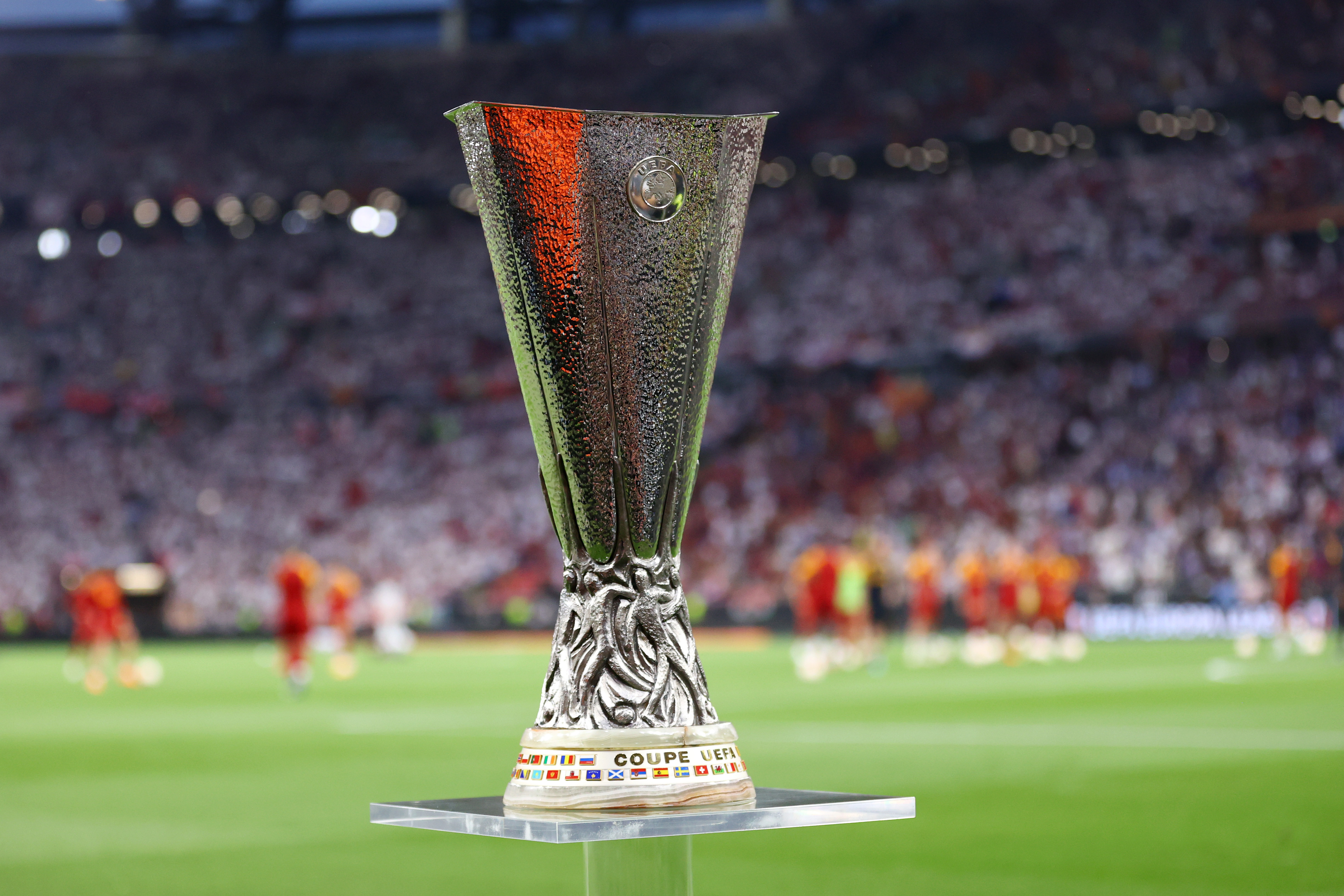E gata! Știm cum arată semifinalele Europa League. Surpriză imensă