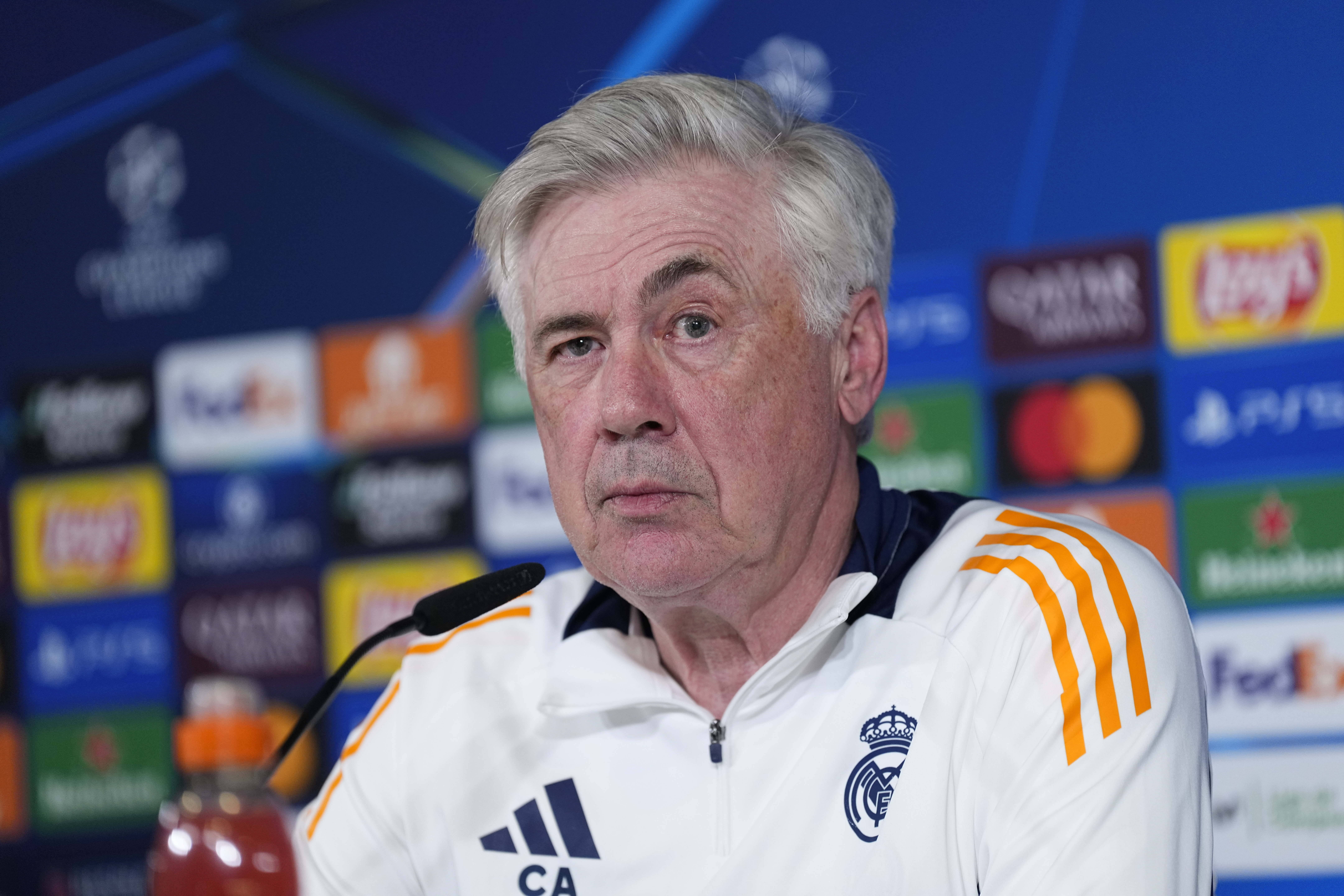 Prima ofertă pentru Carlo Ancelotti