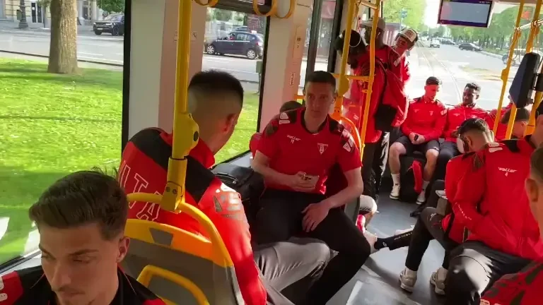 UTA Arad s-a dus la stadion cu... tramvaiul!