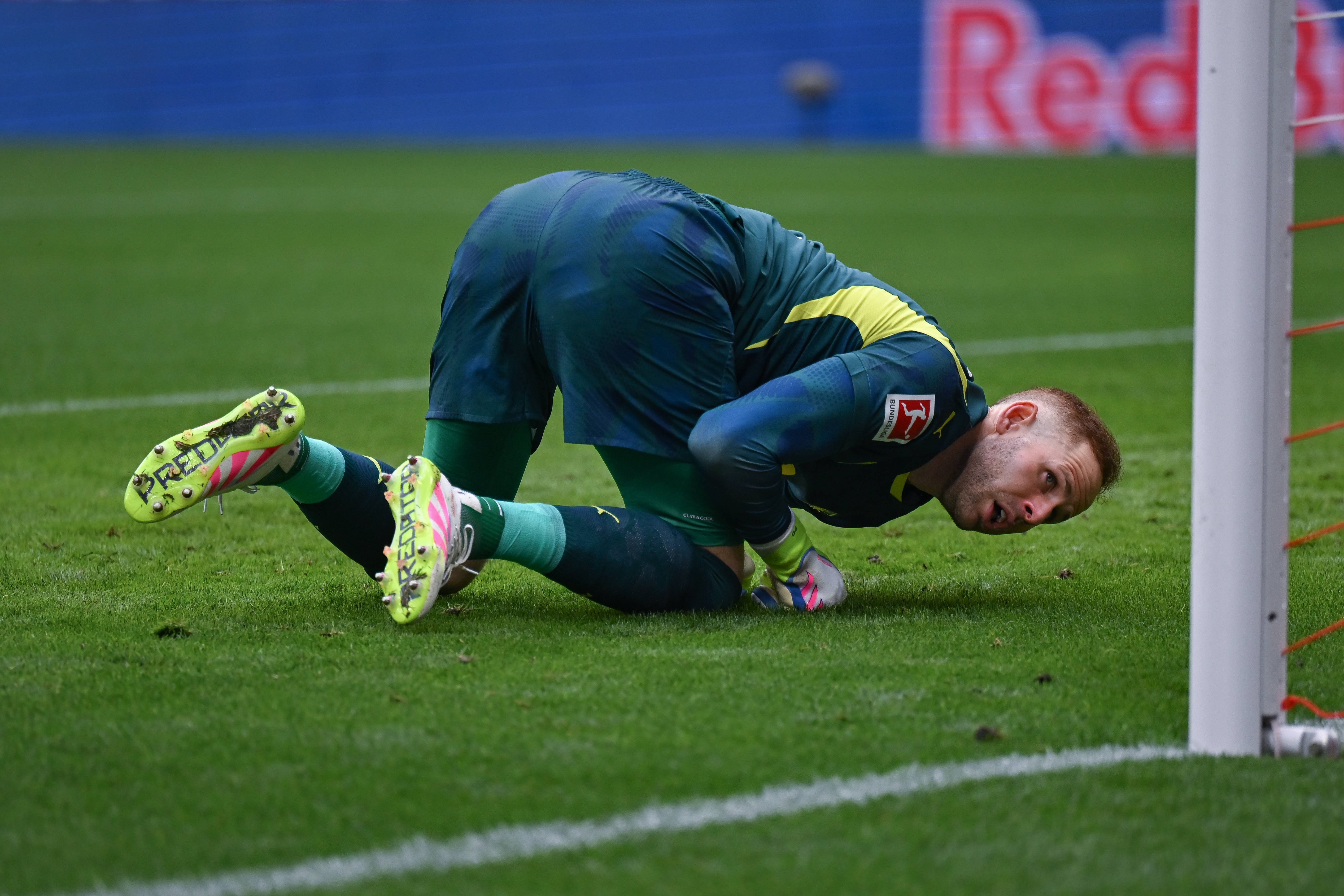Peter Gulacsi a fost externat după comoția cerebrală suferită &icirc;n RB Leipzig - Kiel