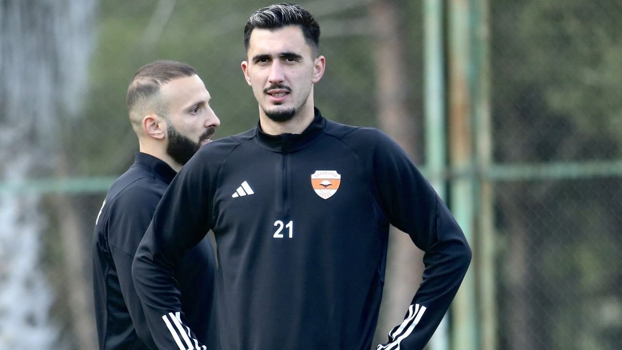 Dezastru pentru Andrei Ivan! Anunța &rdquo;un pas &icirc;nainte &icirc;n carieră&rdquo;, dar a ajuns &icirc;n Liga 3