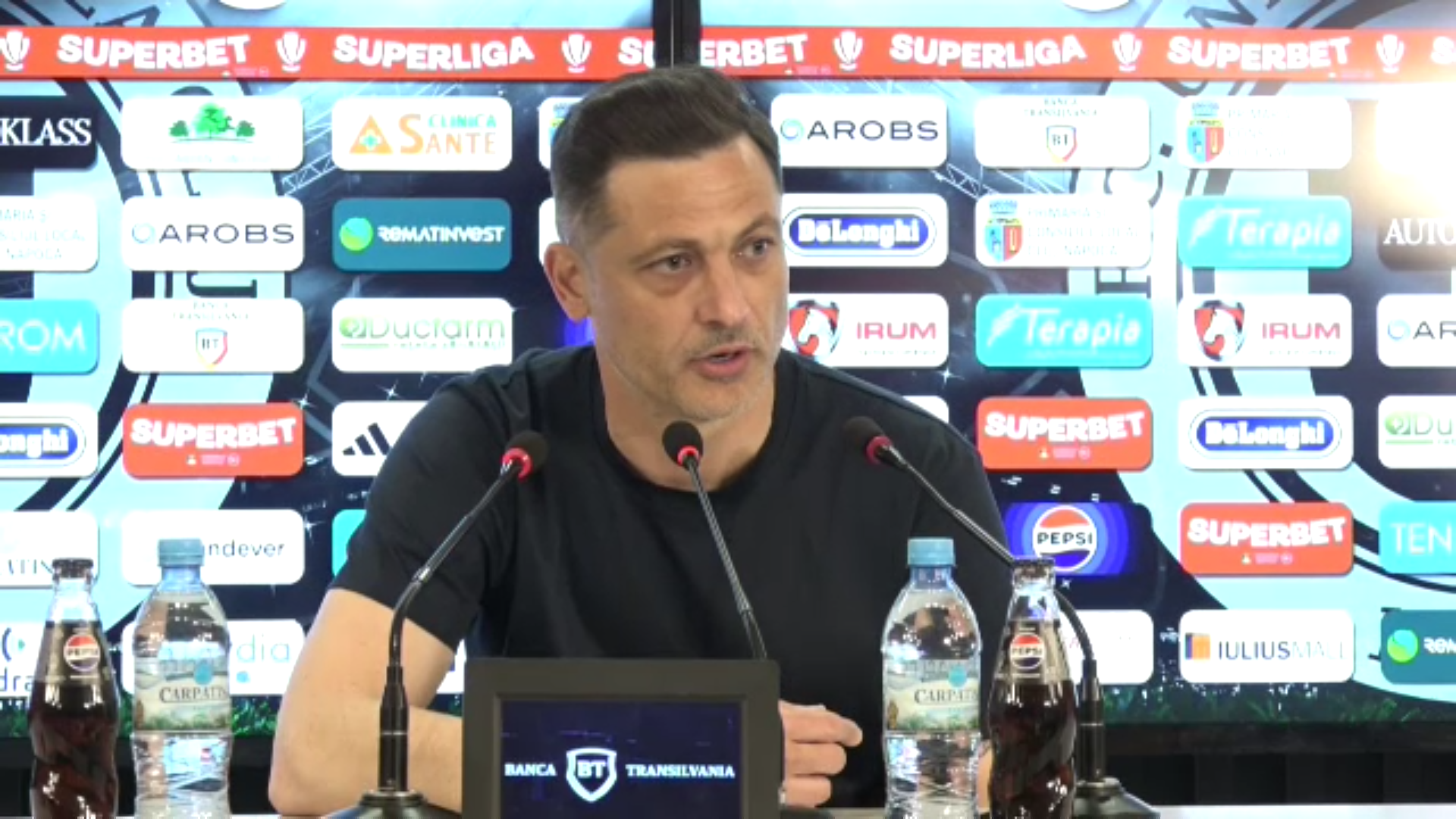 Mirel Rădoi, conflict uriaș cu cei de la U Cluj după eșecul Craiovei: &rdquo;M-au &icirc;njurat de morți!&rdquo;