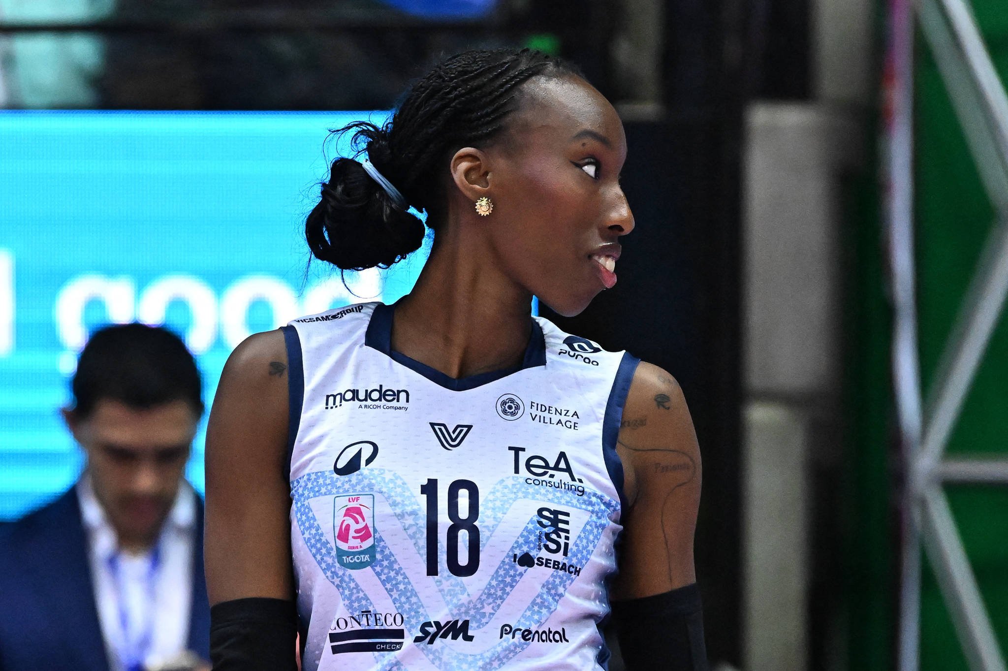 Paola egonu 04
