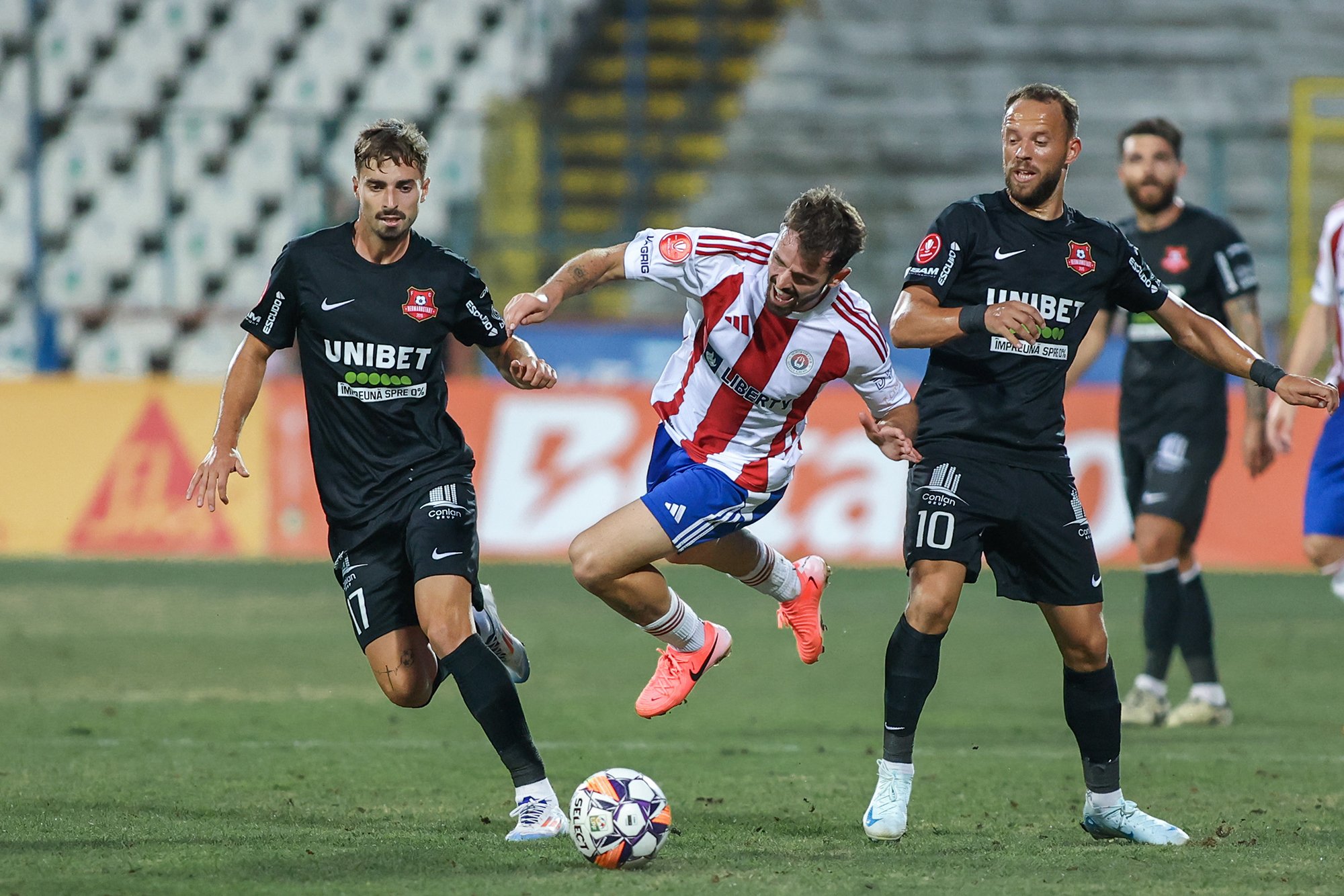 Oțelul Galați - FC Hermannstadt 1-2, răsturnare uluitoare de scor &icirc;n 2 minute, o fază halucinantă și un portar de nota 10!