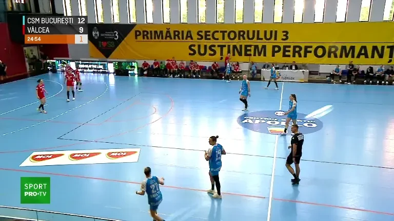 CSM București - SCM R&acirc;mnicu V&acirc;lcea &icirc;n Liga Florilor (ultimele 5 minute din prima repriză) (4 mai 2025)