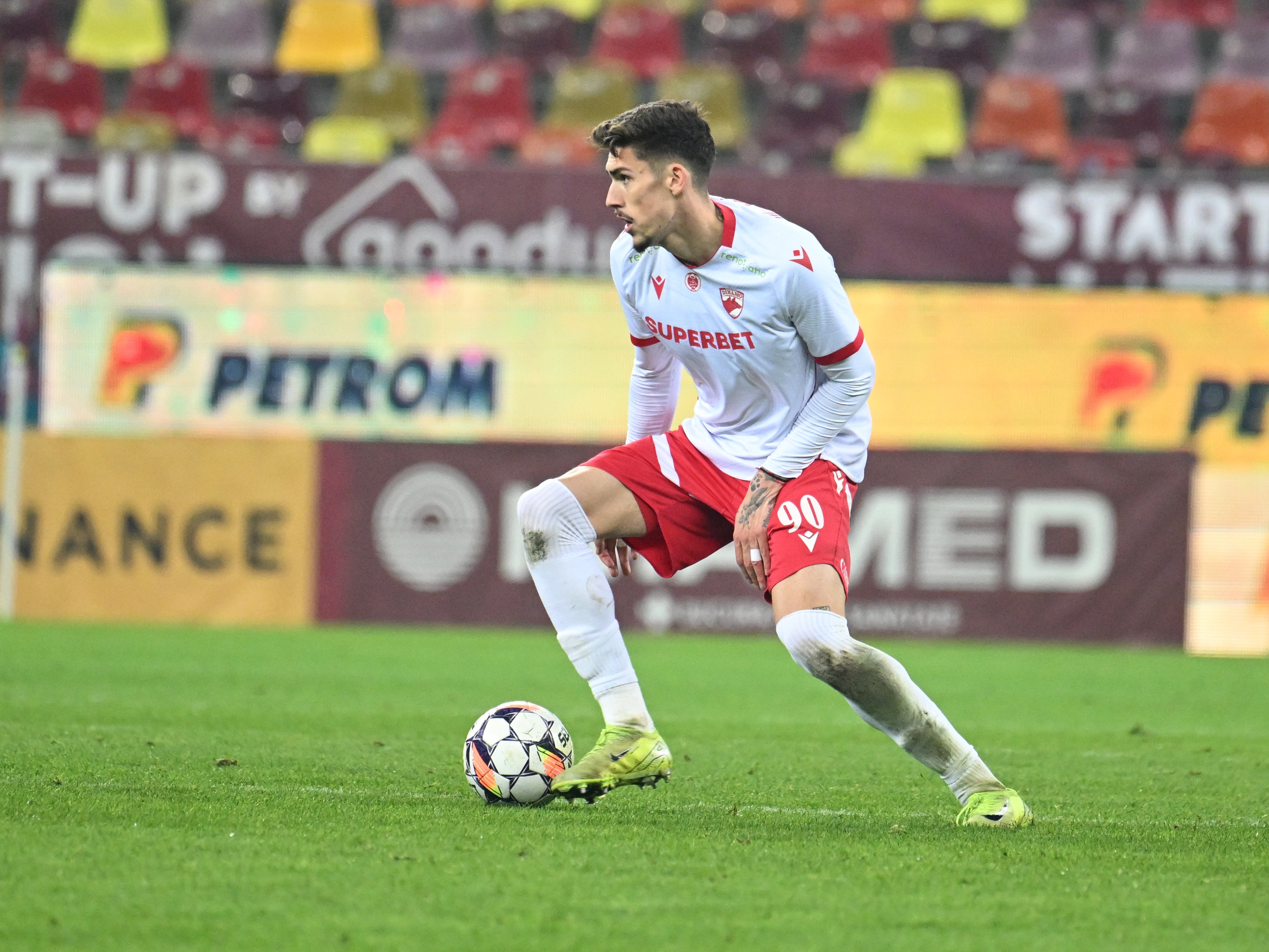 Cum ar putea arăta Dinamo &icirc;n derby-ul cu FCSB, fără trei jucători-cheie