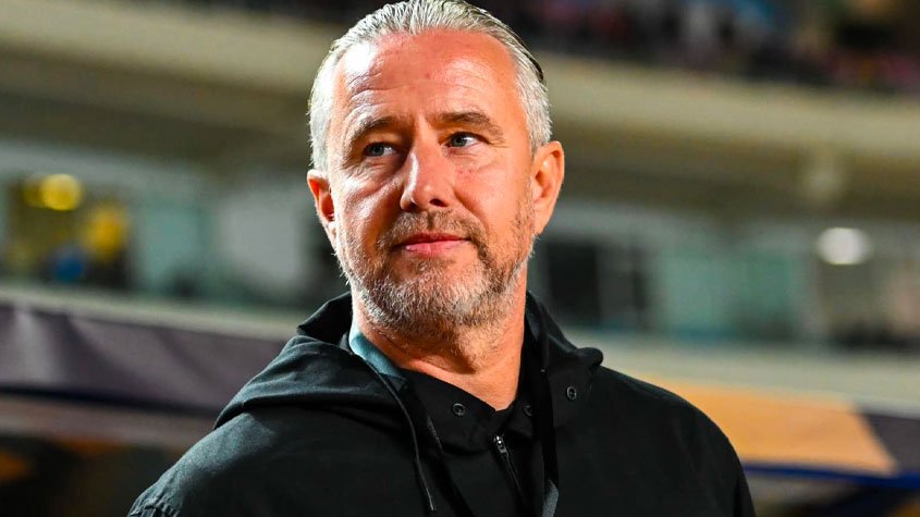 Laurențiu Reghecampf taxează un jucător de la FCSB: &bdquo;Nu &icirc;și mai ajută colegii!&rdquo;