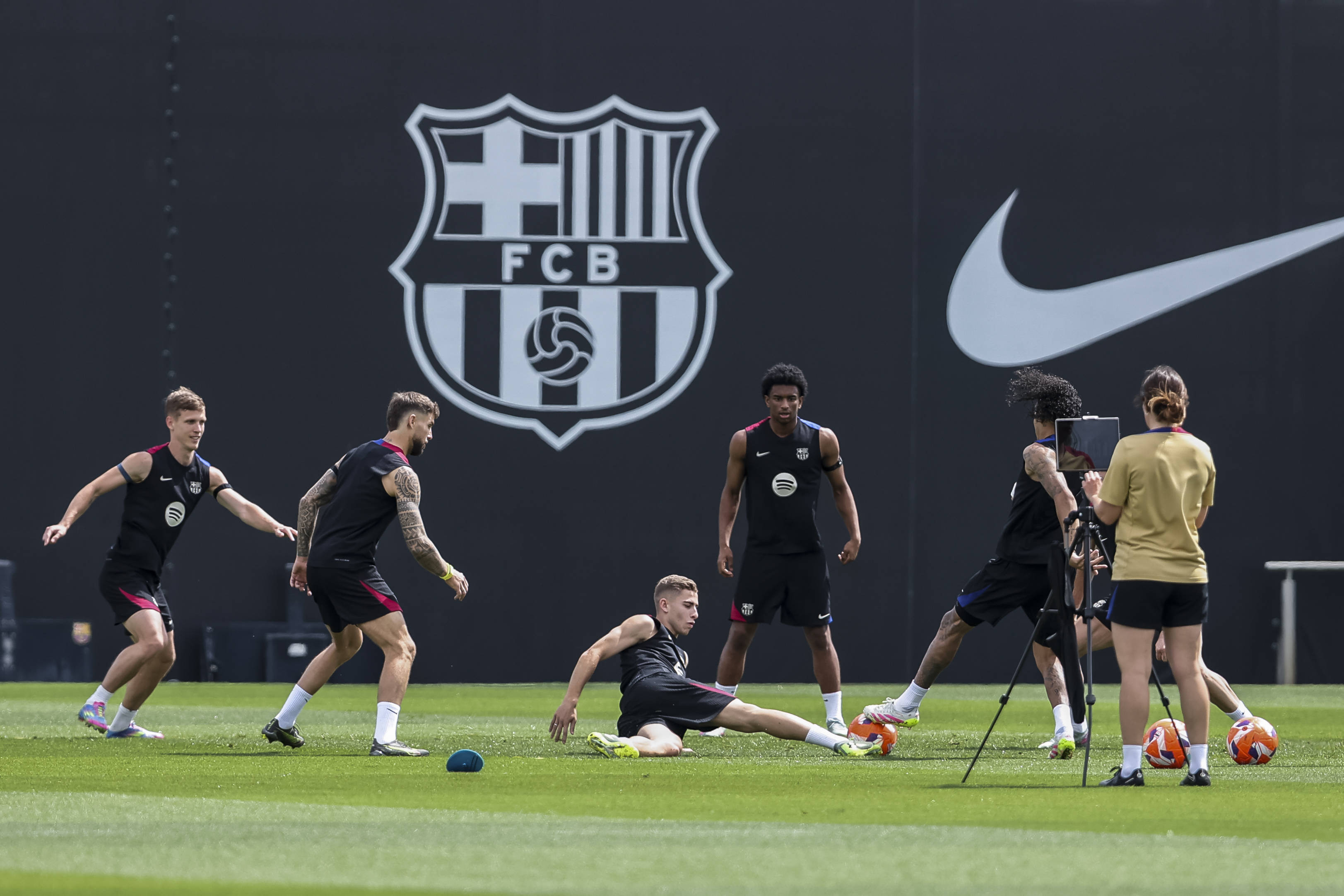 Barcelona - Real Madrid, de la 17:15. Echipele probabile + Ponturi pariuri. Analiza lui Dan Chilom