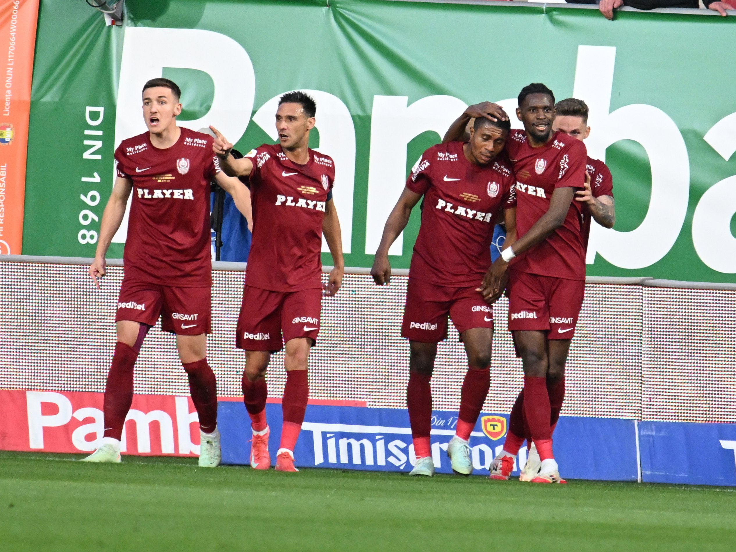 CFR Cluj s-a umplut de bani: suma cu care va fi răsplătită pentru c&acirc;știgarea Cupei Rom&acirc;niei
