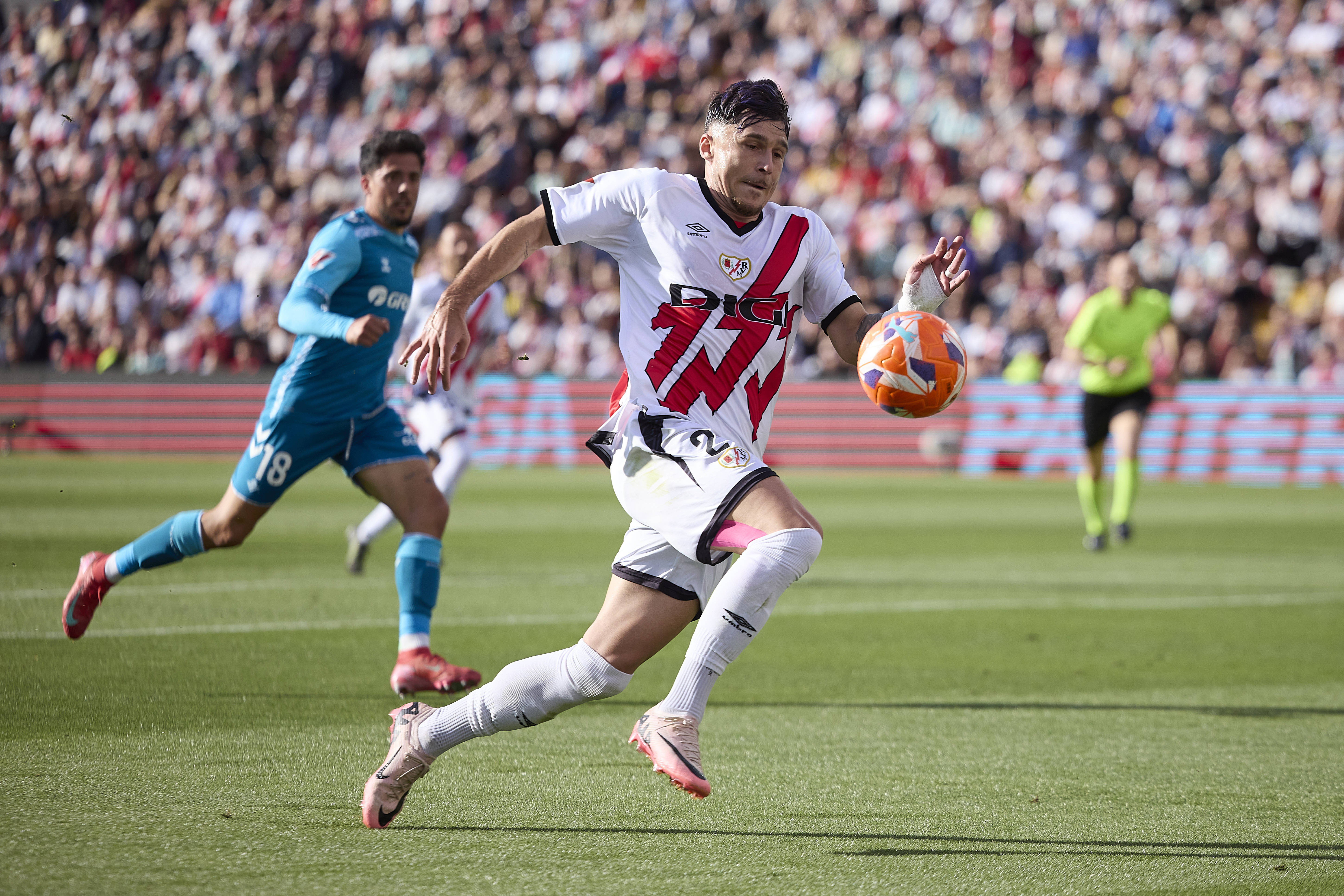 Ce a declarat Andrei Rațiu după ce &icirc;n ultimul meci a jucat pe un alt post dec&acirc;t cel obișnuit de fundaș dreapta