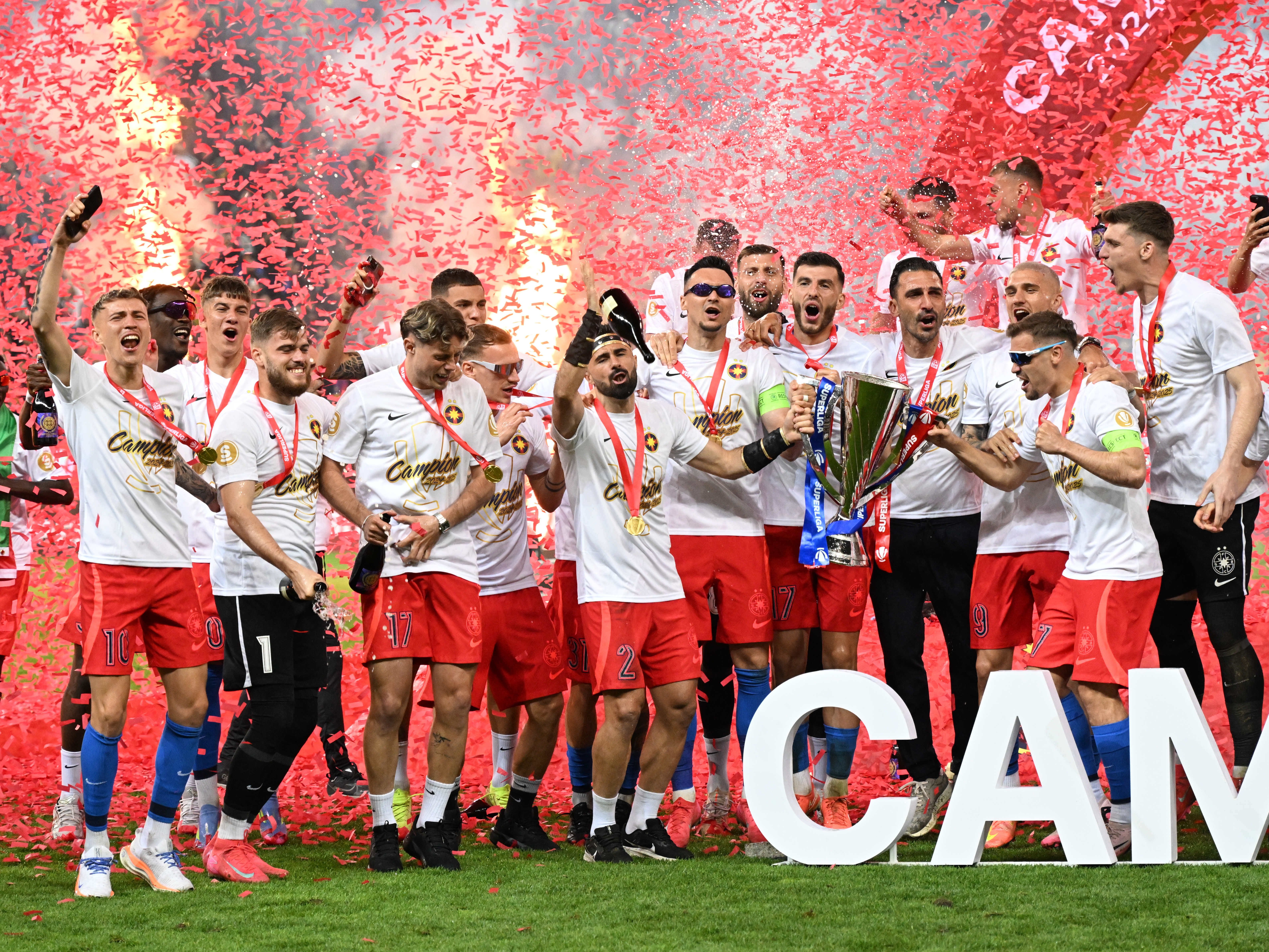 &bdquo;Crezi că o poate opri cineva pe FCSB &icirc;n sezonul acesta?&rdquo; Ionuț Rada a dat imediat răspunsul