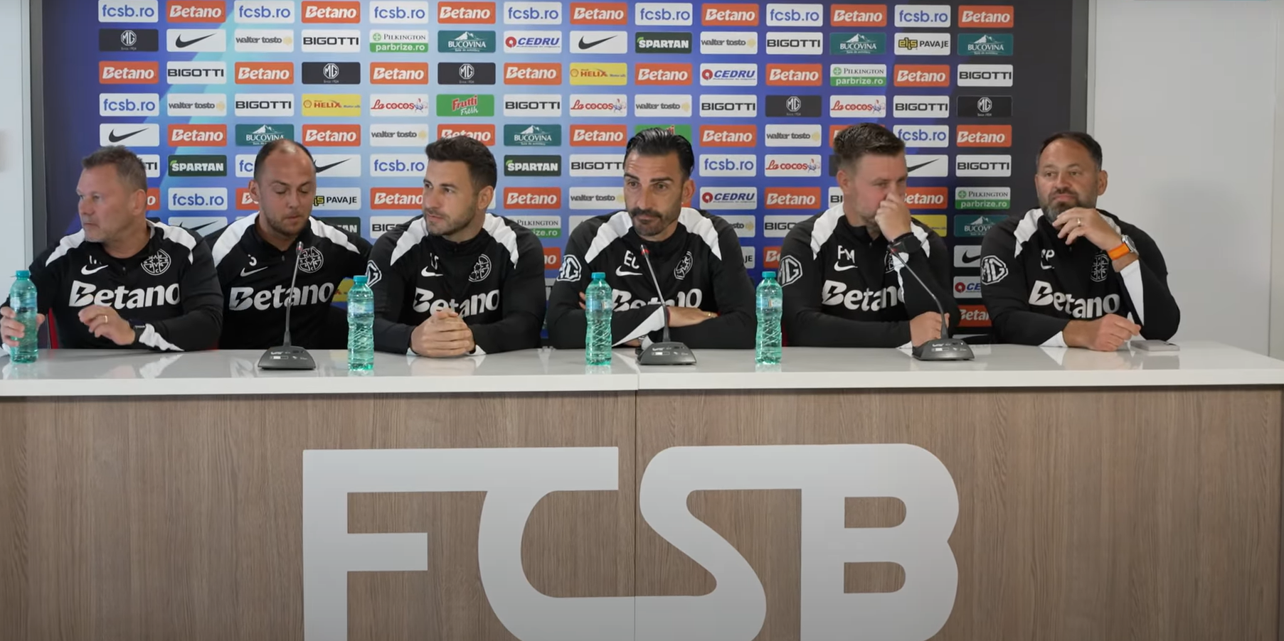 Elias Charalambous a adus staff-ul de la FCSB la conferință și a anunțat decizia pentru sezonul următor